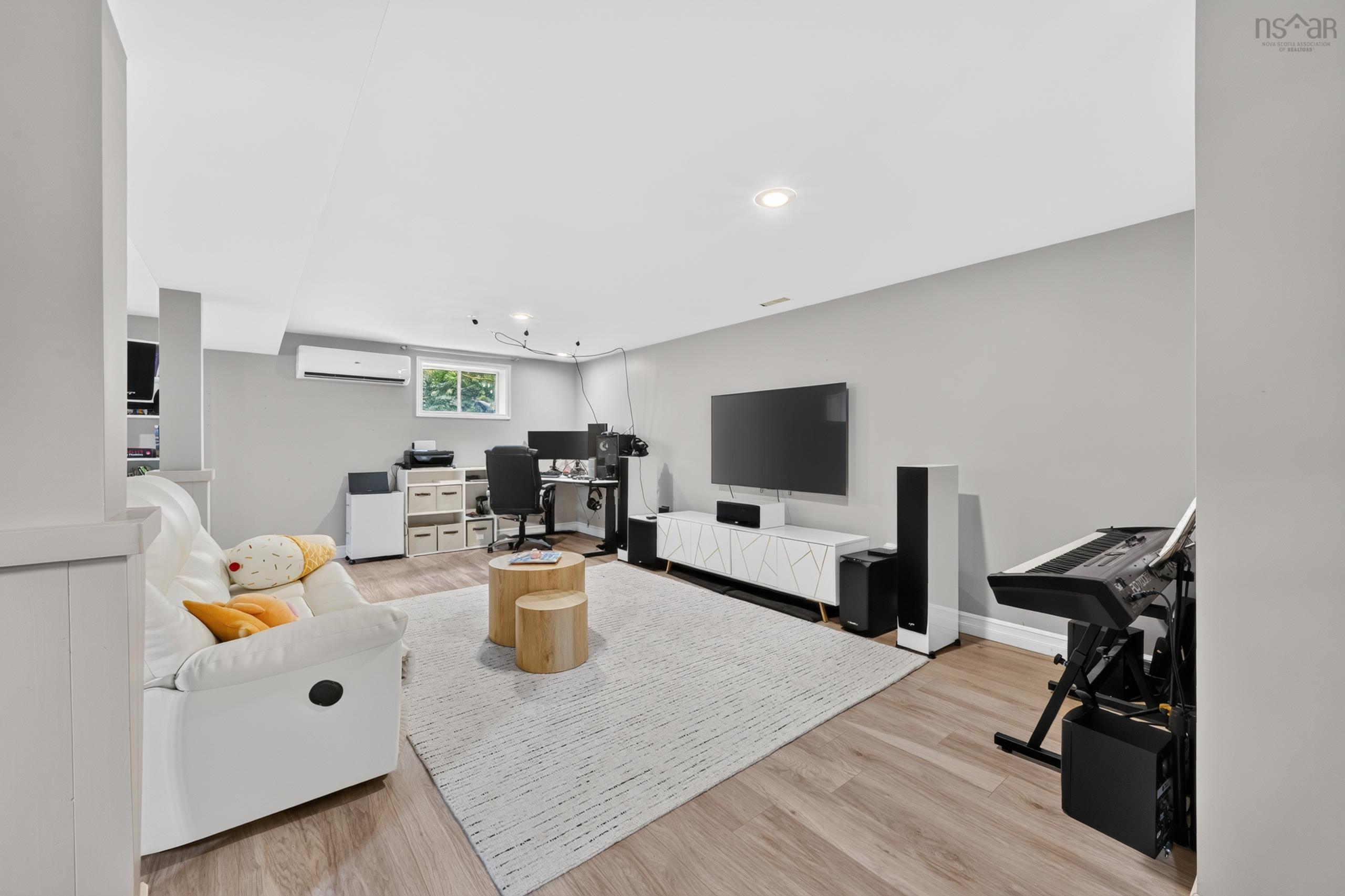 $529,000.00: 58 Erinmore Drive, Sydney