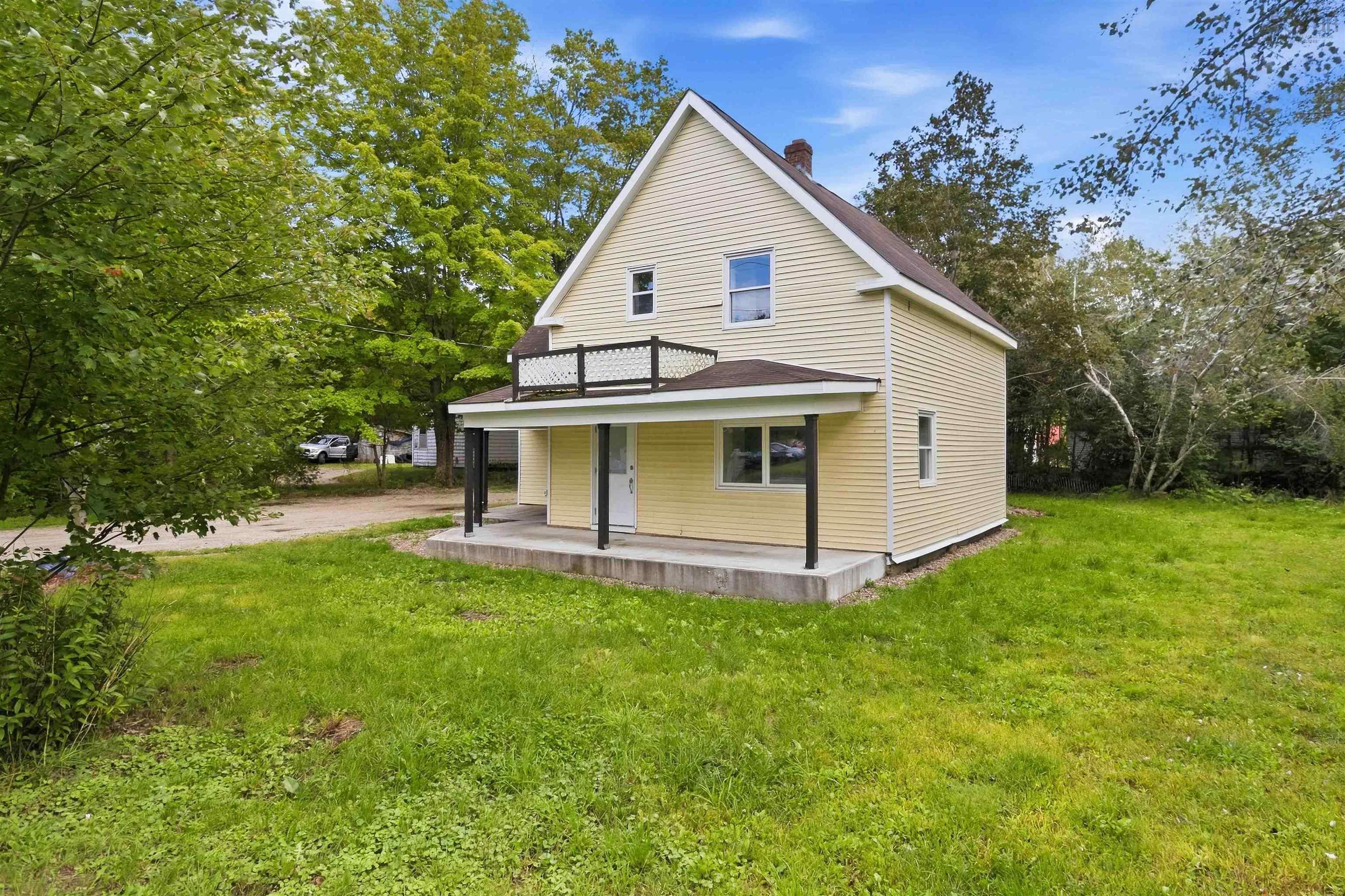 $374,900.00: 89 St. Phillips Street, Bridgewater