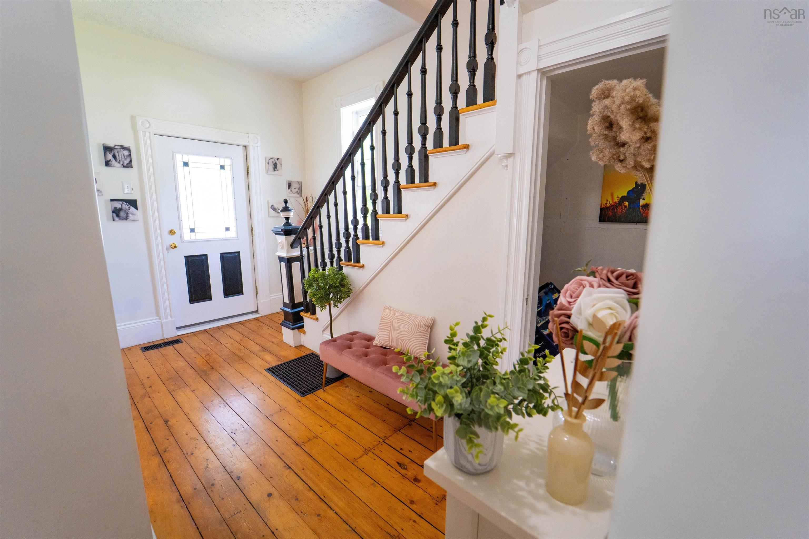 $429,900.00: 42 Victoria Street, Amherst
