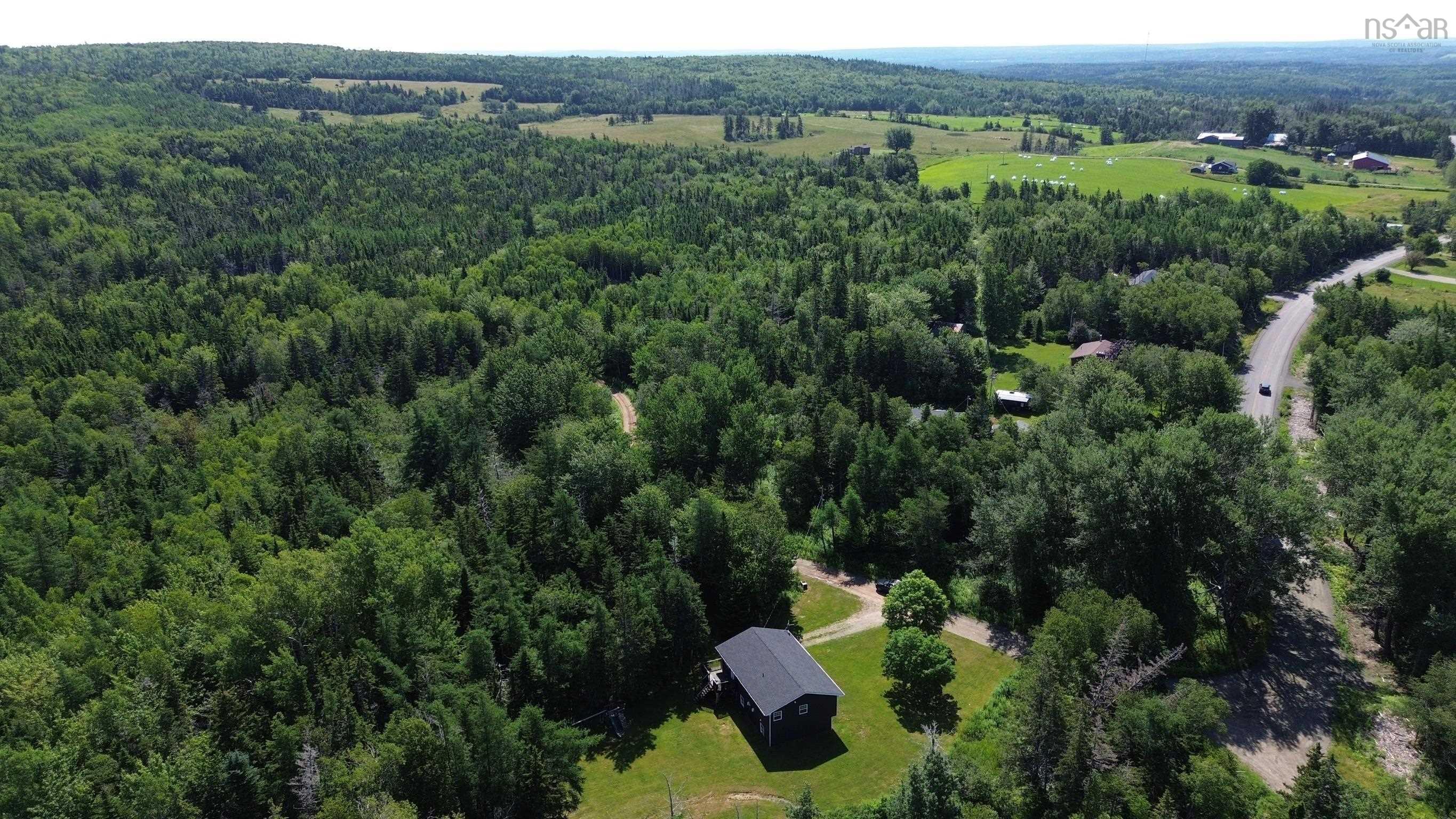 $399,000.00: 9 Old Rocky Ridge, Port Hood
