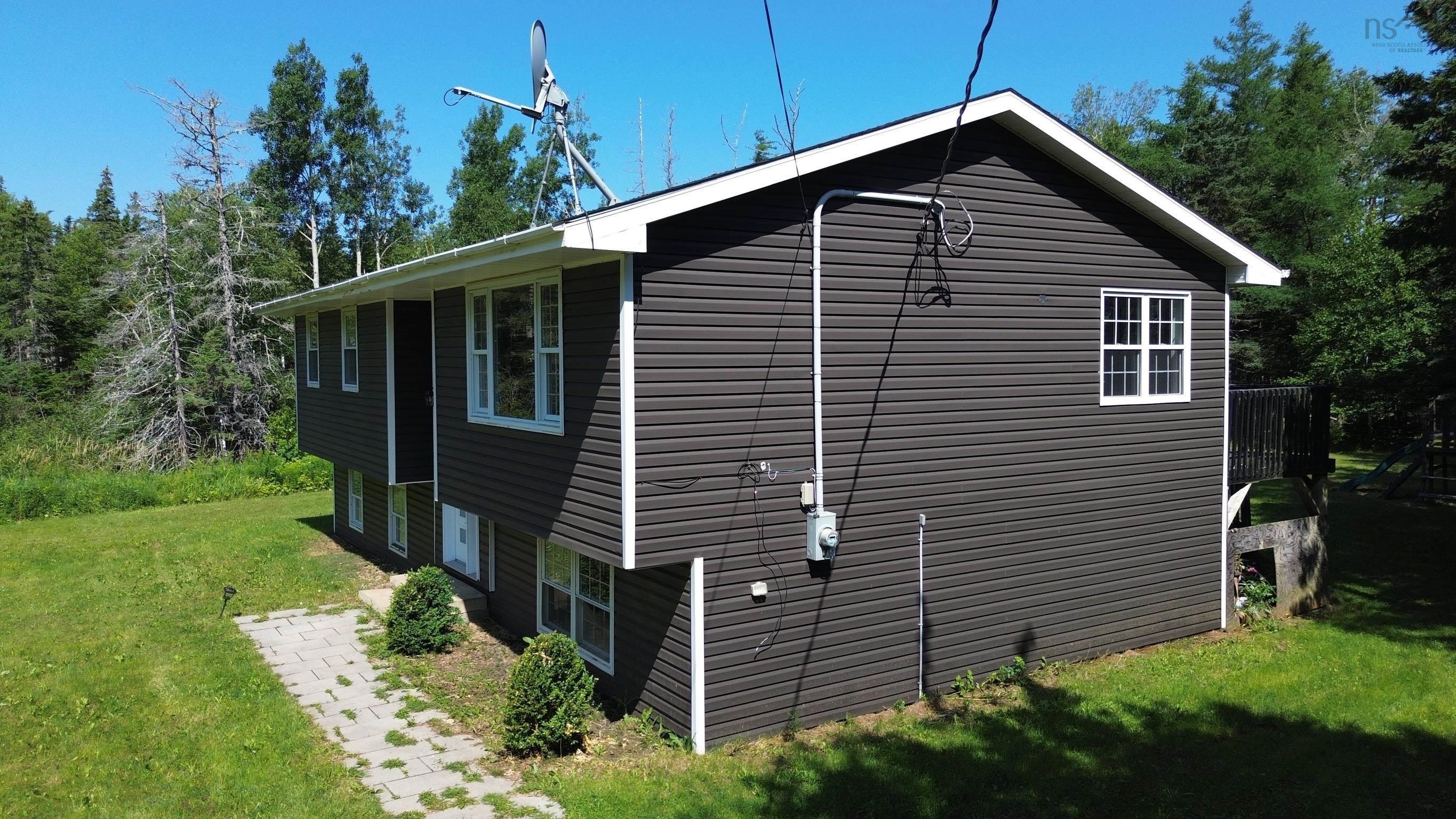 $399,000.00: 9 Old Rocky Ridge, Port Hood