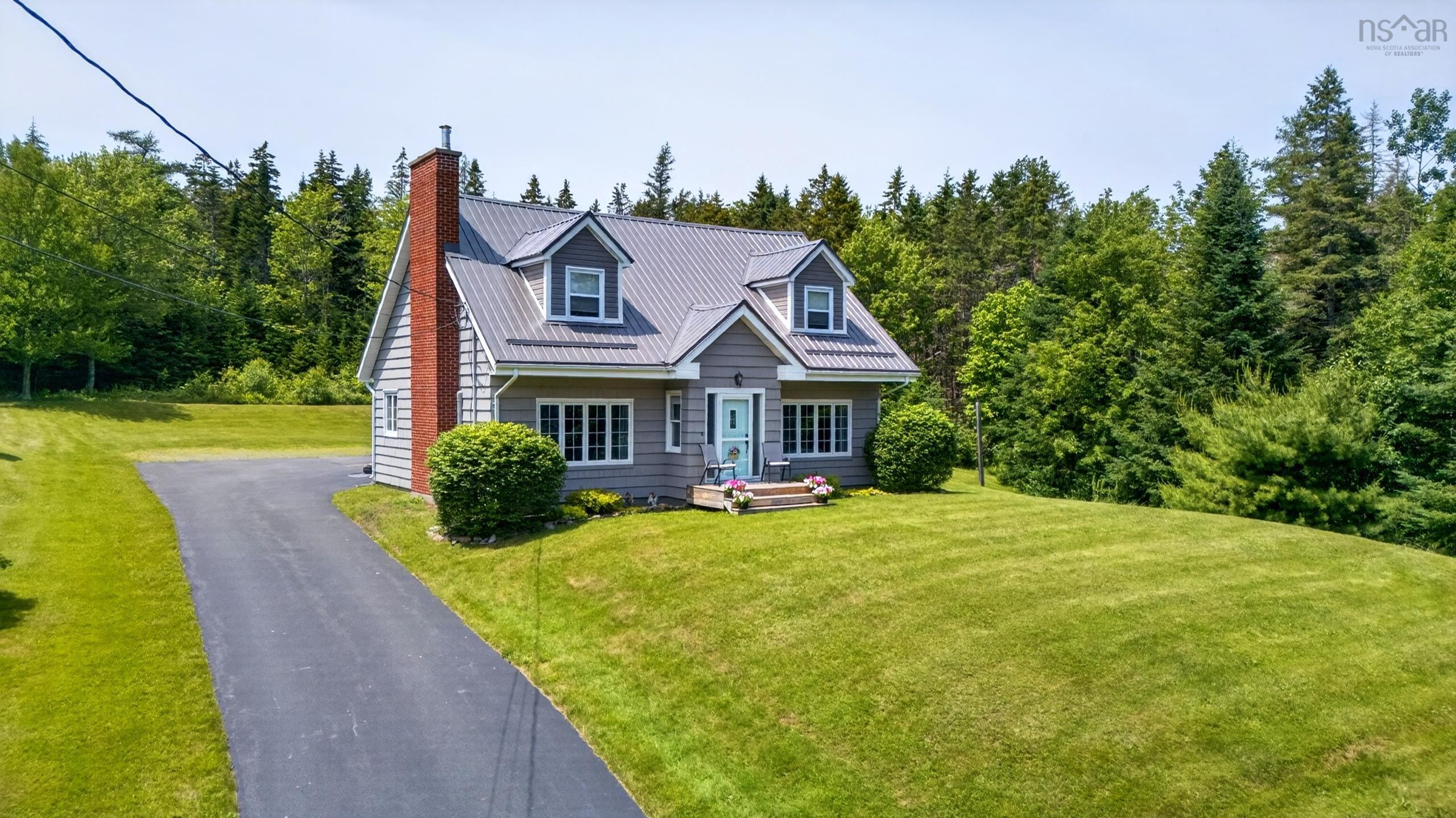 $575,000.00: 60 LOWER HARMONY Road, Harmony