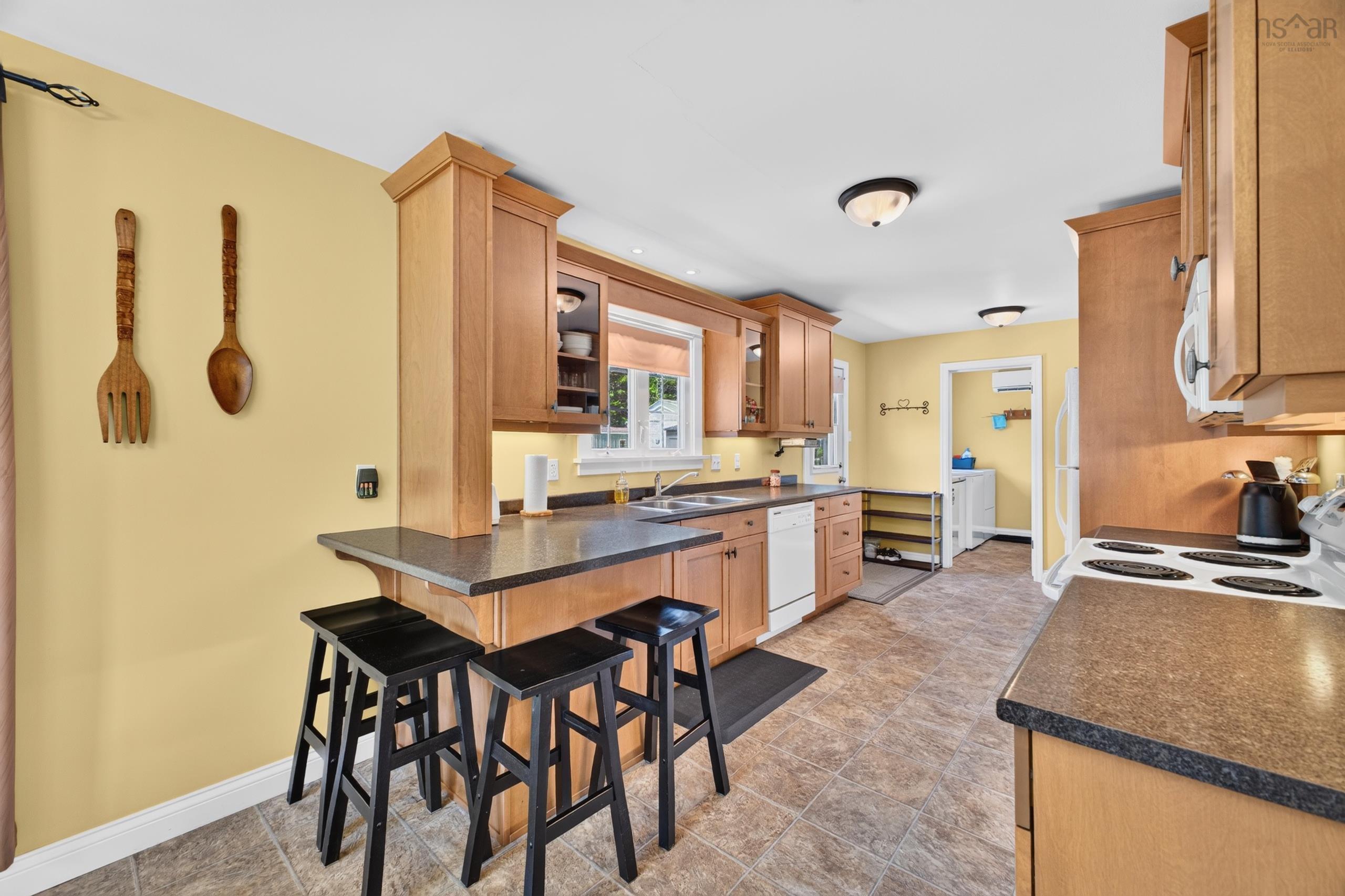 $575,000.00: 60 LOWER HARMONY Road, Harmony