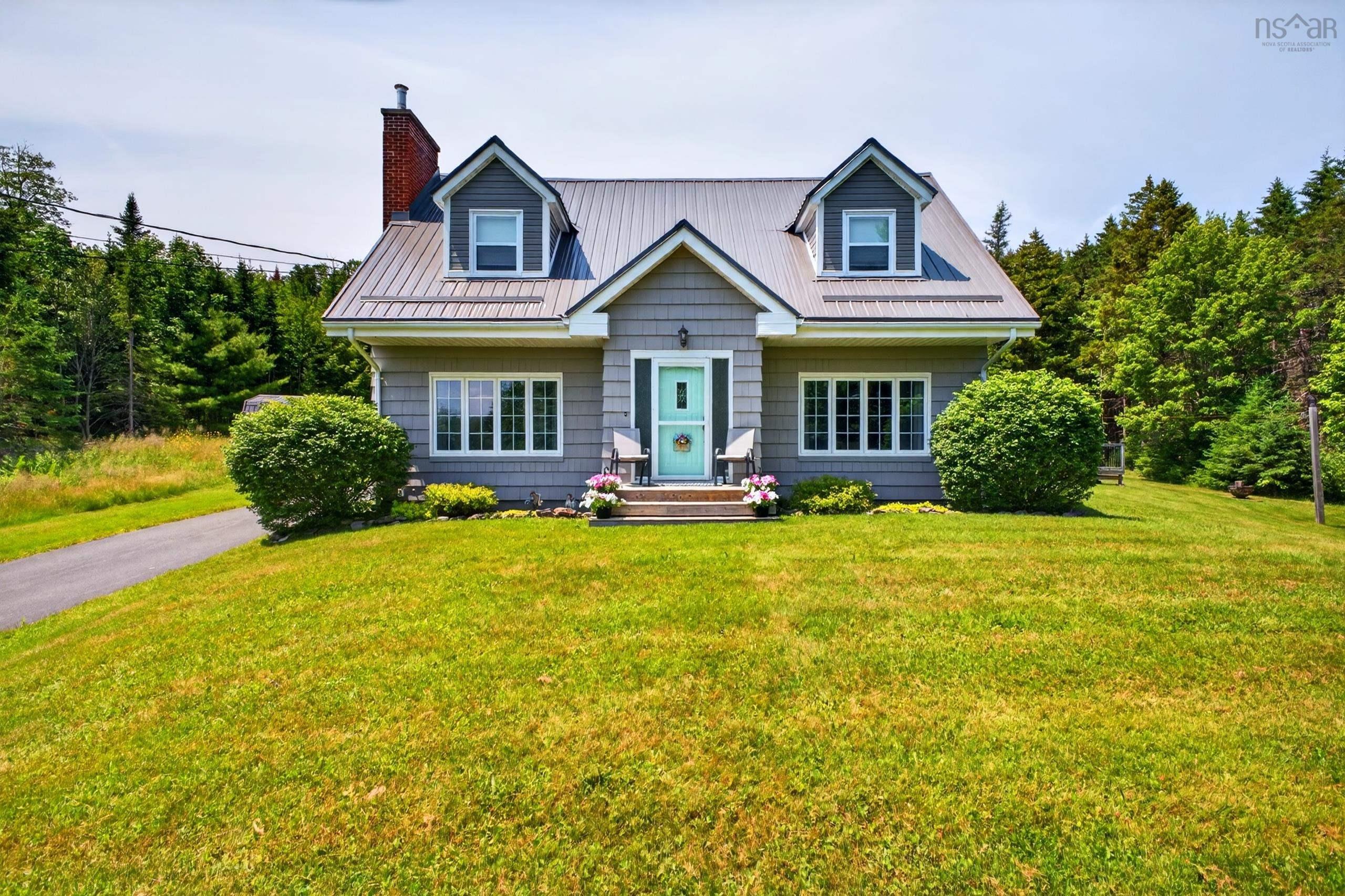 $575,000.00: 60 LOWER HARMONY Road, Harmony