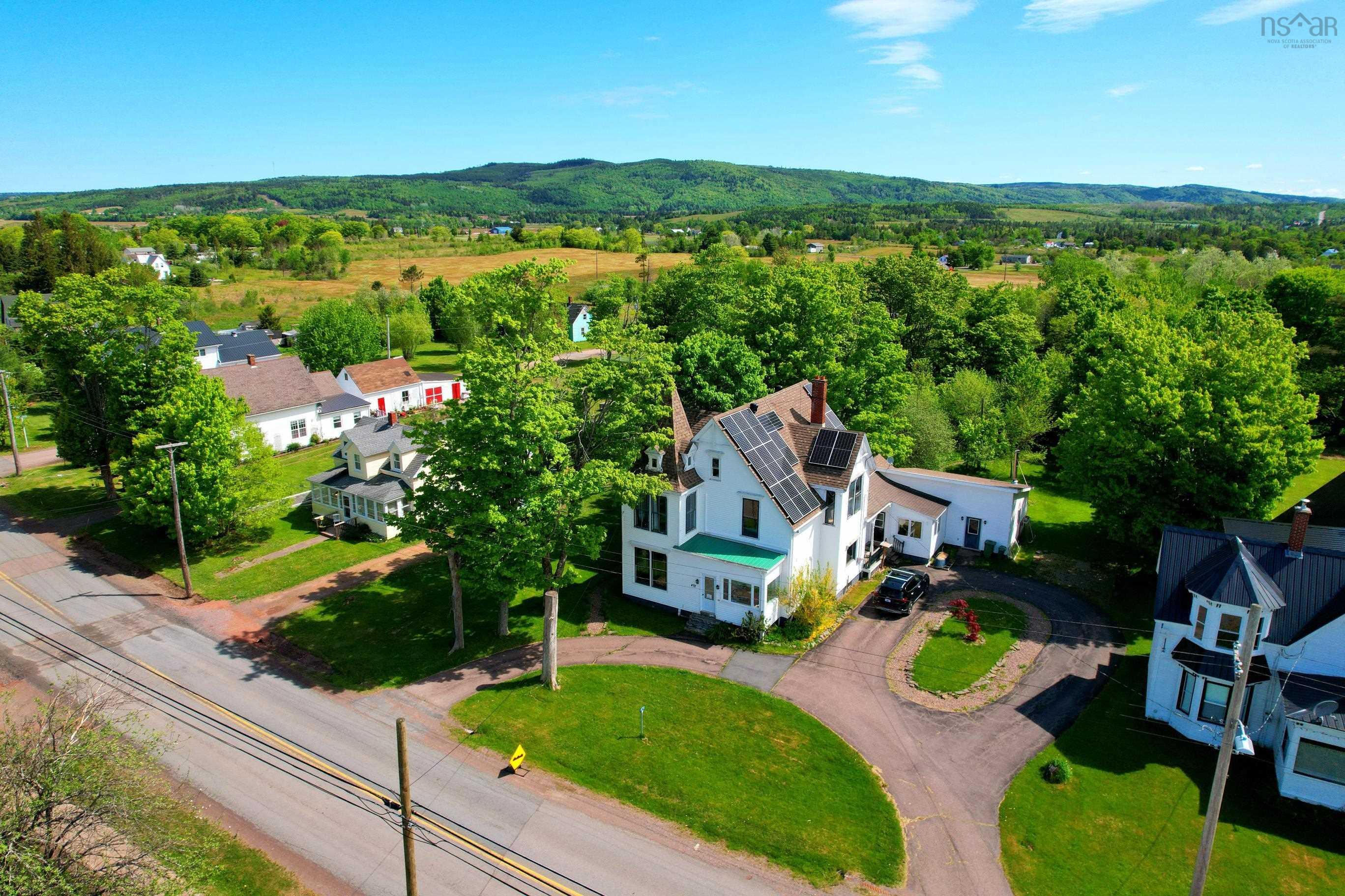 $310,000.00: 472 Main Street, Parrsboro