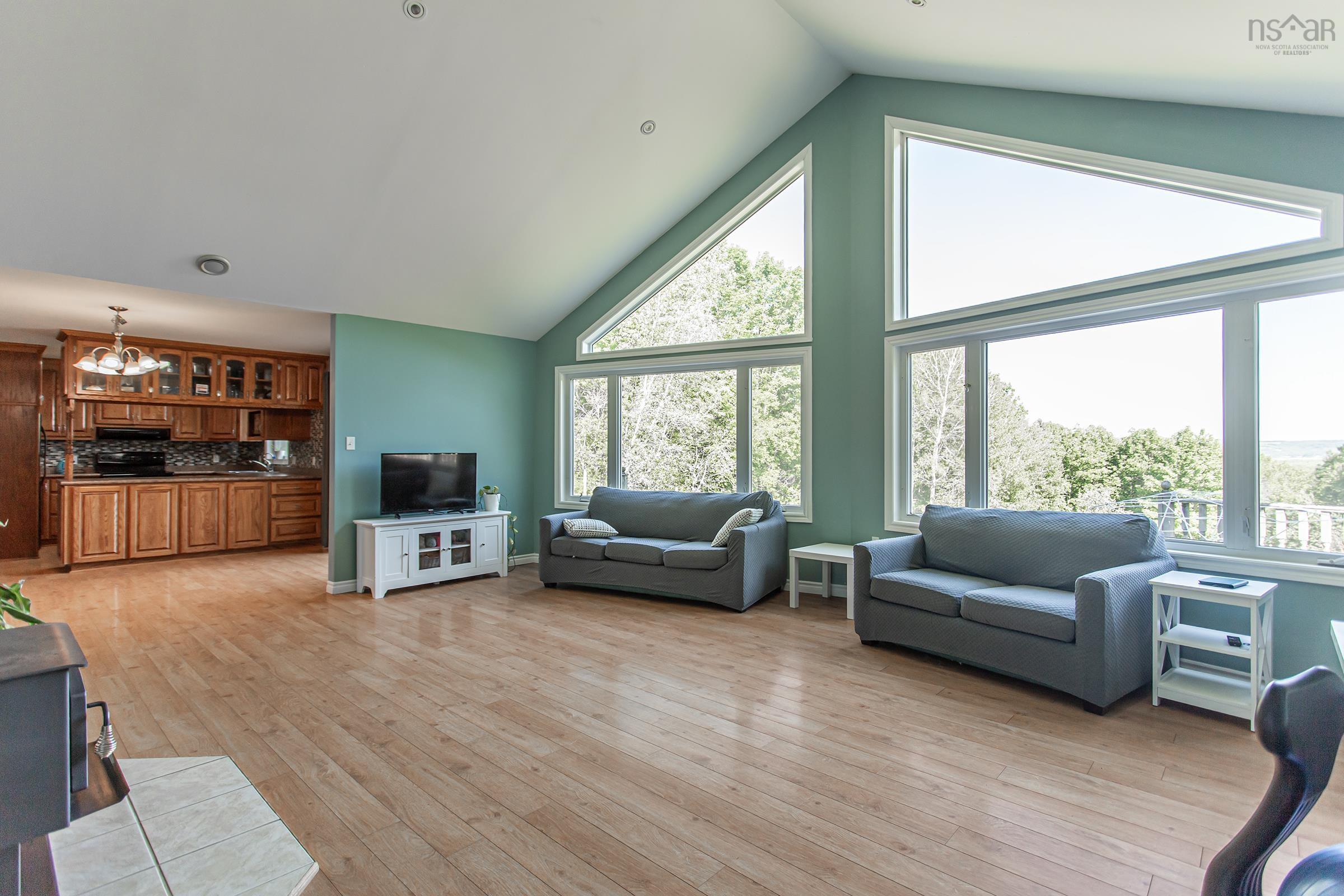 $492,500.00: 7709 Highway 201, South Williamston
