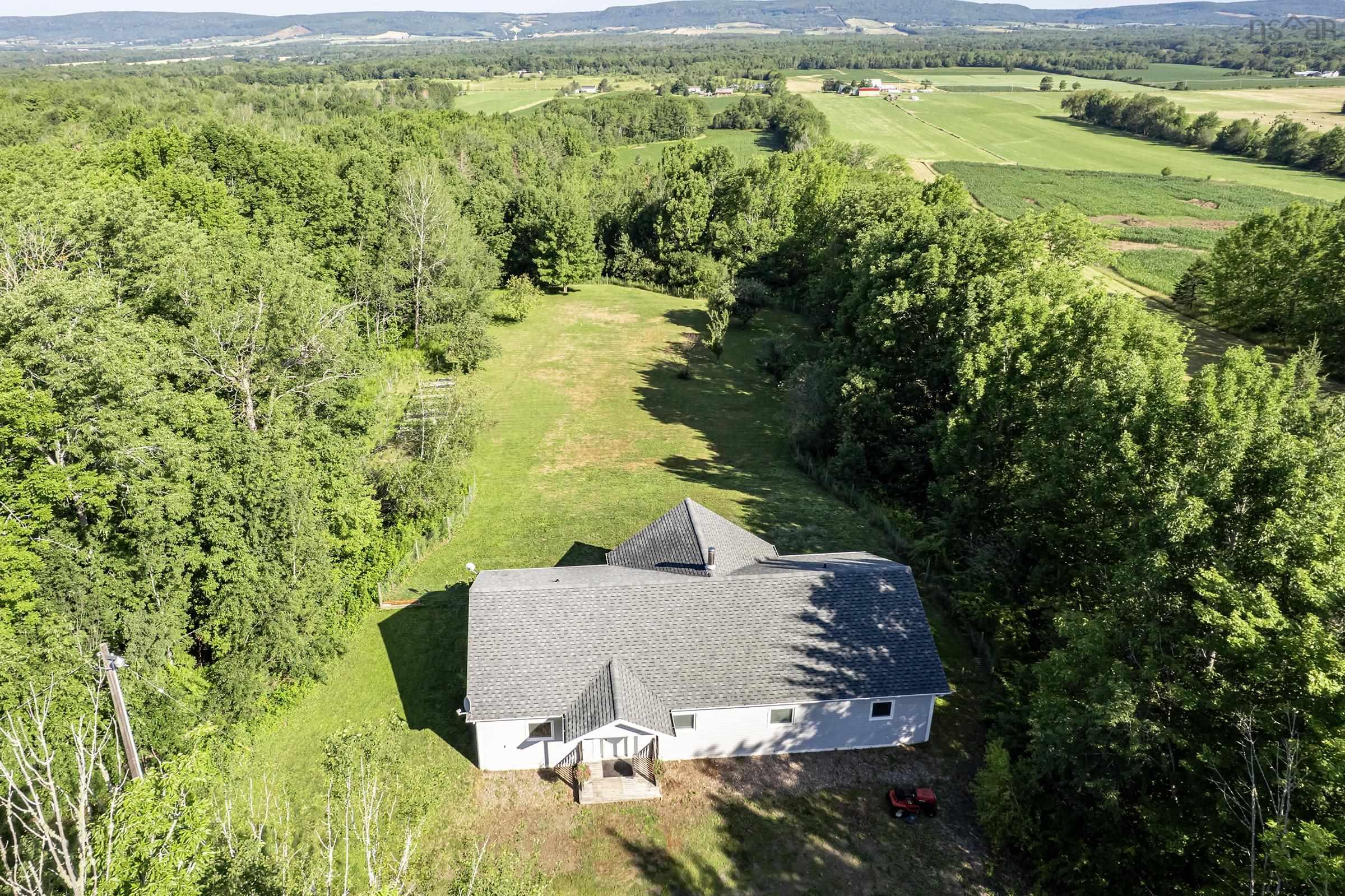 $492,500.00: 7709 Highway 201, South Williamston