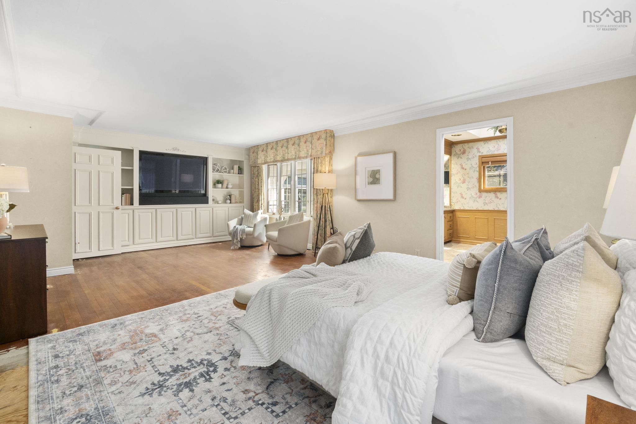 $1,250,000.00: 45 Longworth Avenue, Truro