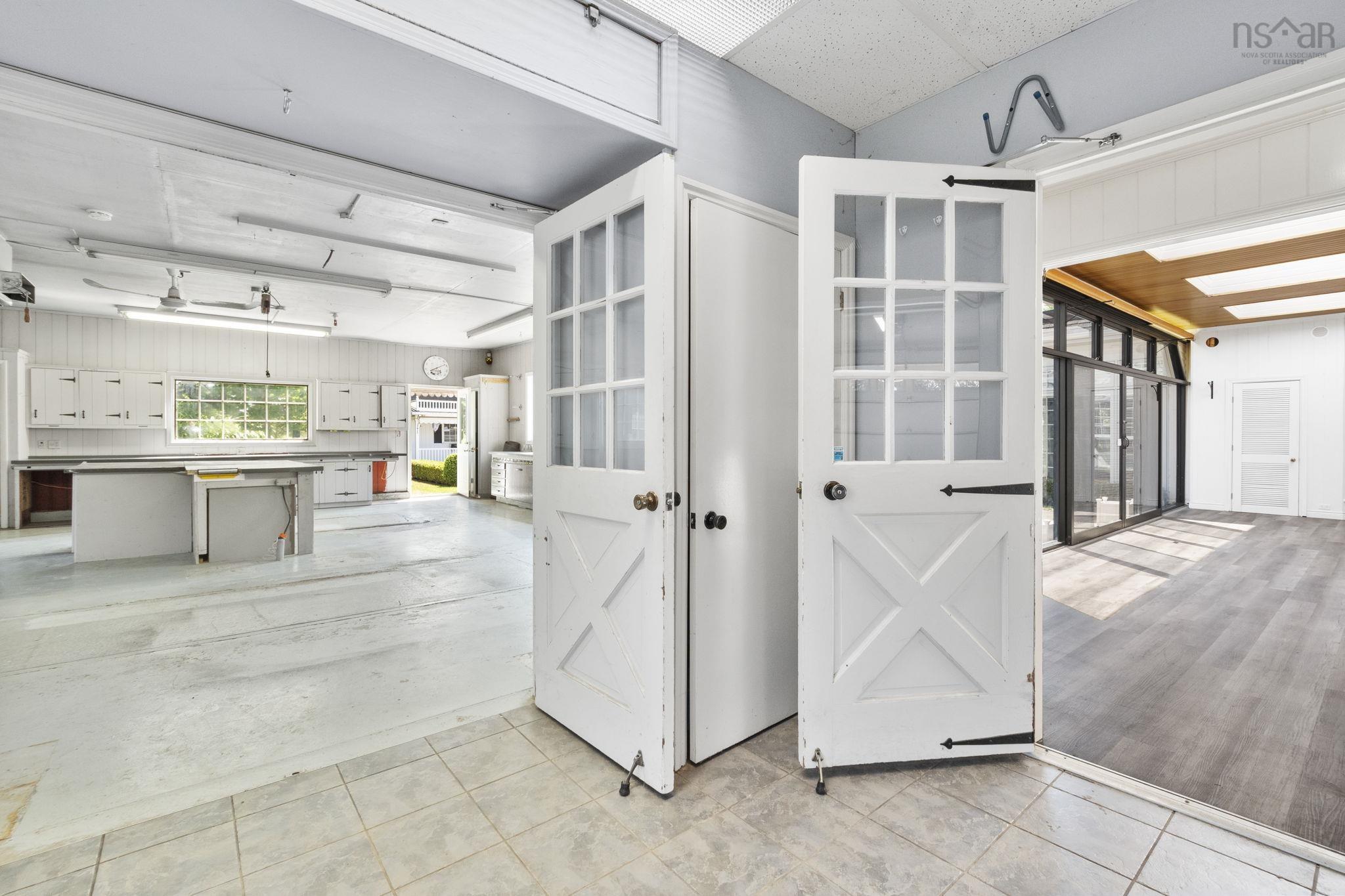 $1,250,000.00: 45 Longworth Avenue, Truro