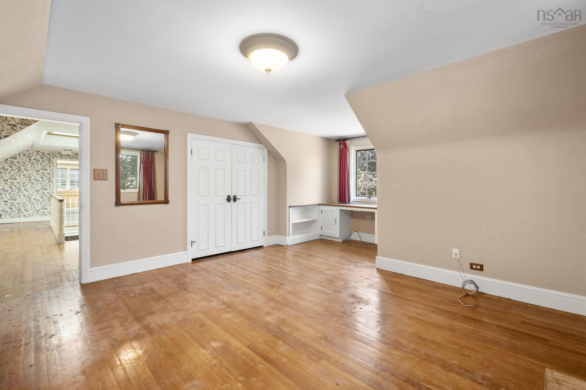 $1,250,000.00: 45 Longworth Avenue, Truro