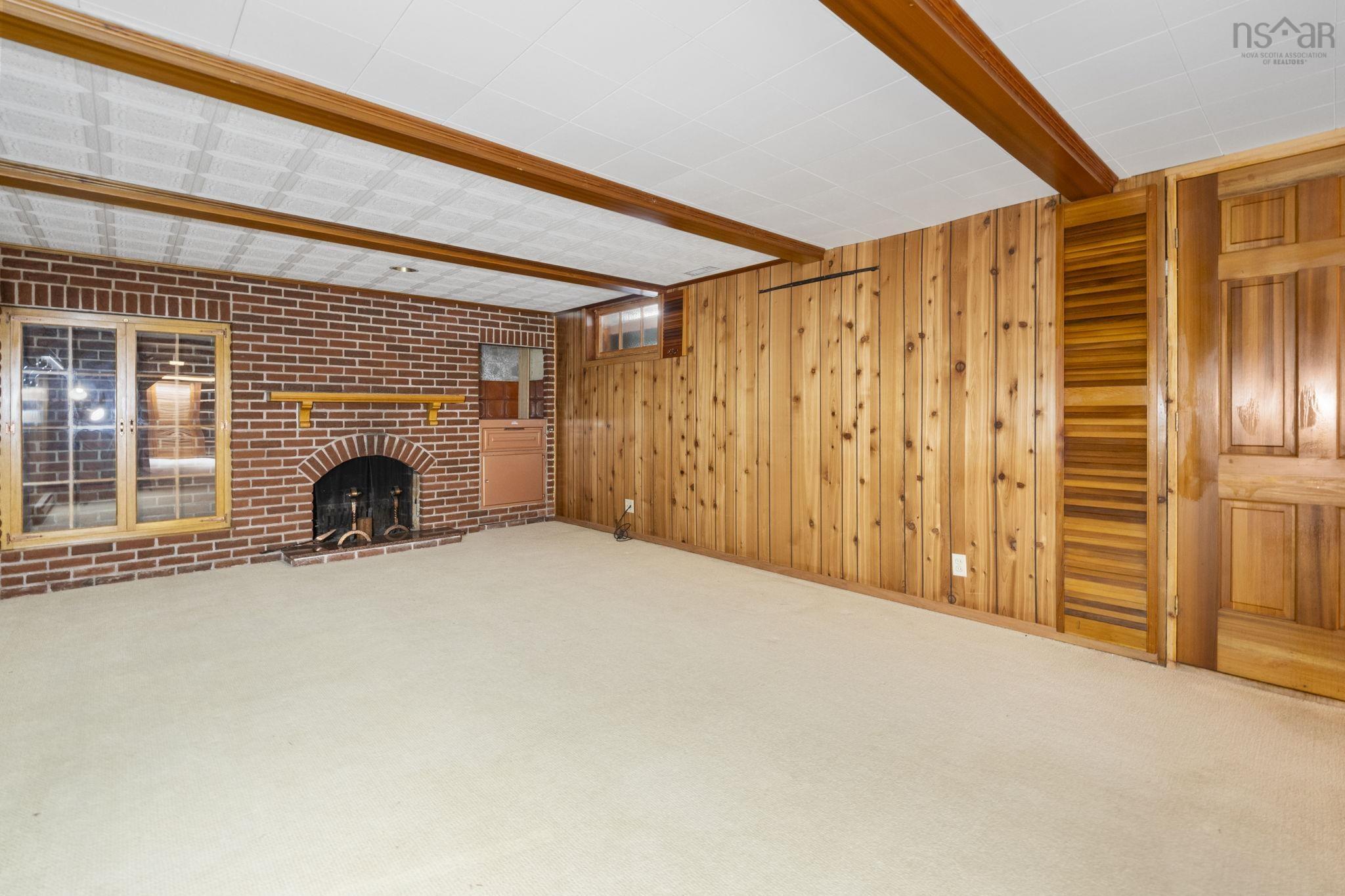 $1,250,000.00: 45 Longworth Avenue, Truro
