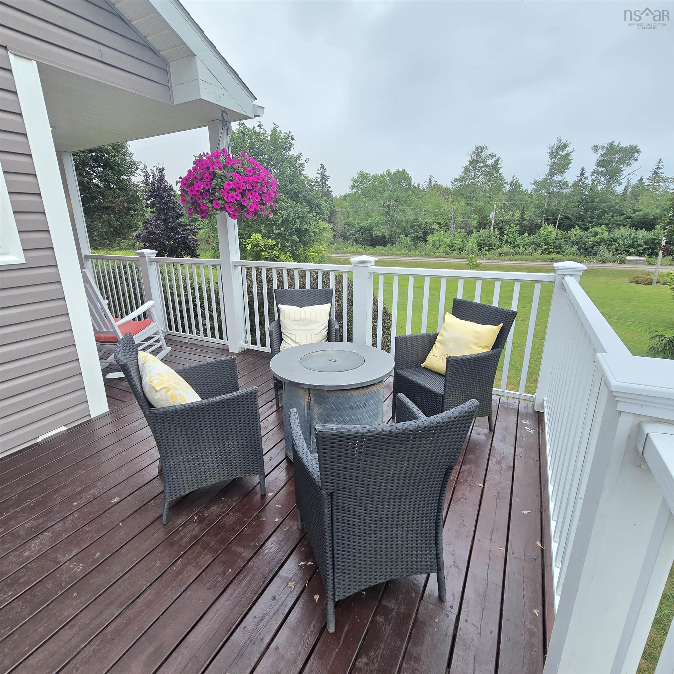 $545,000.00: 263 Old Pinevale Road, Pinevale