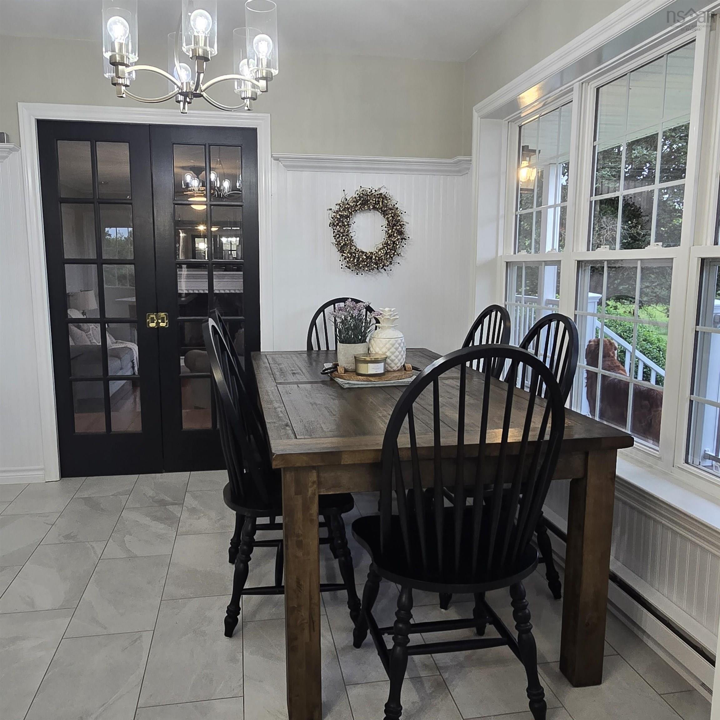 $545,000.00: 263 Old Pinevale Road, Pinevale