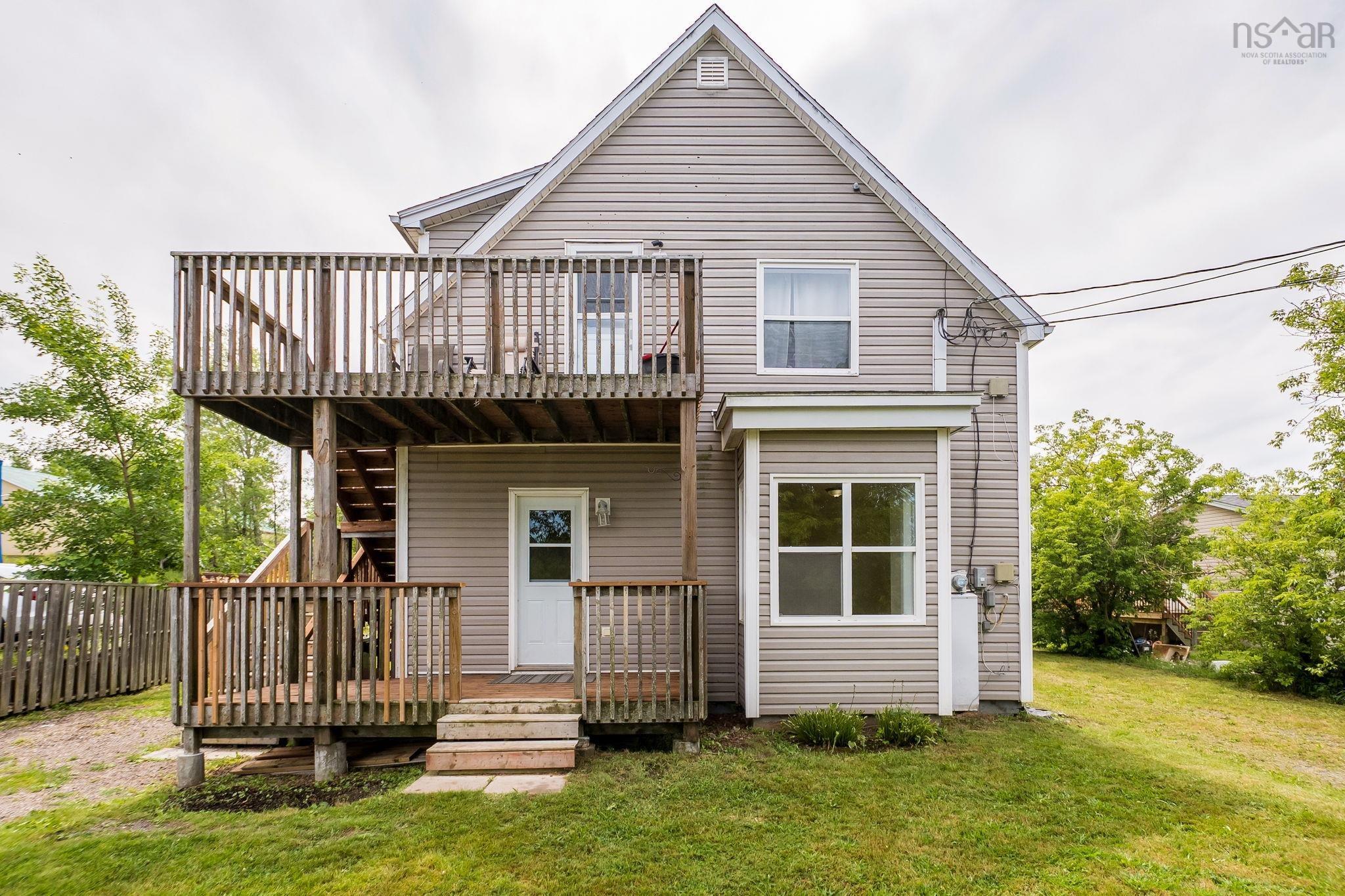 $385,000.00: 219 George Street, Stewiacke