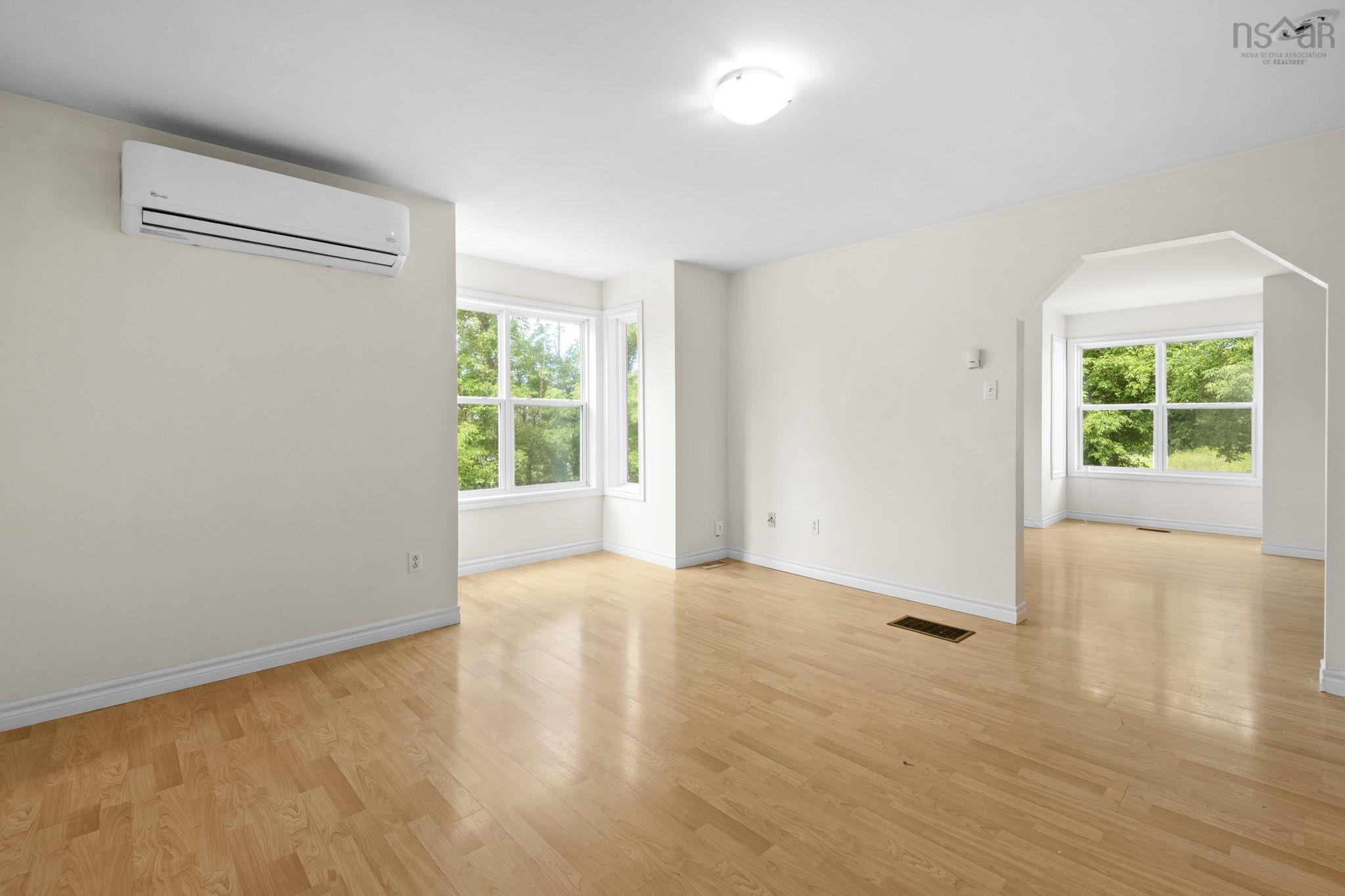 $385,000.00: 219 George Street, Stewiacke