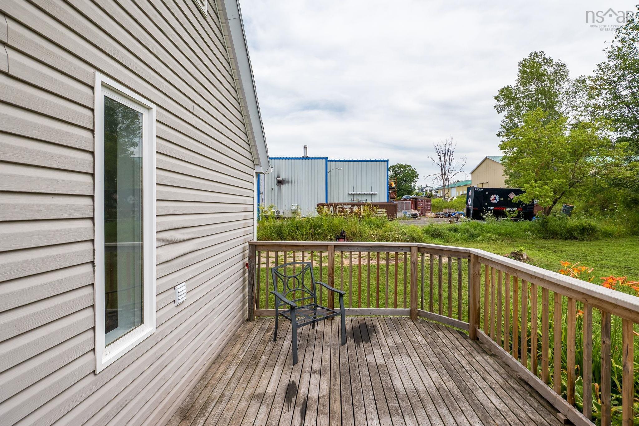 $385,000.00: 219 George Street, Stewiacke