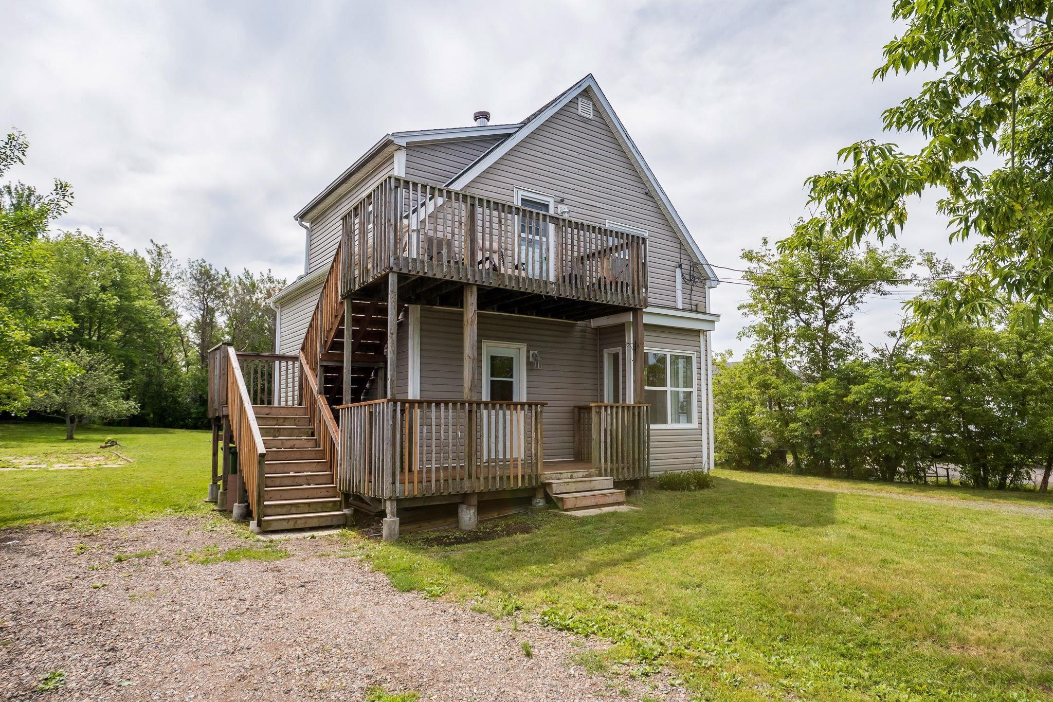 $385,000.00: 219 George Street, Stewiacke