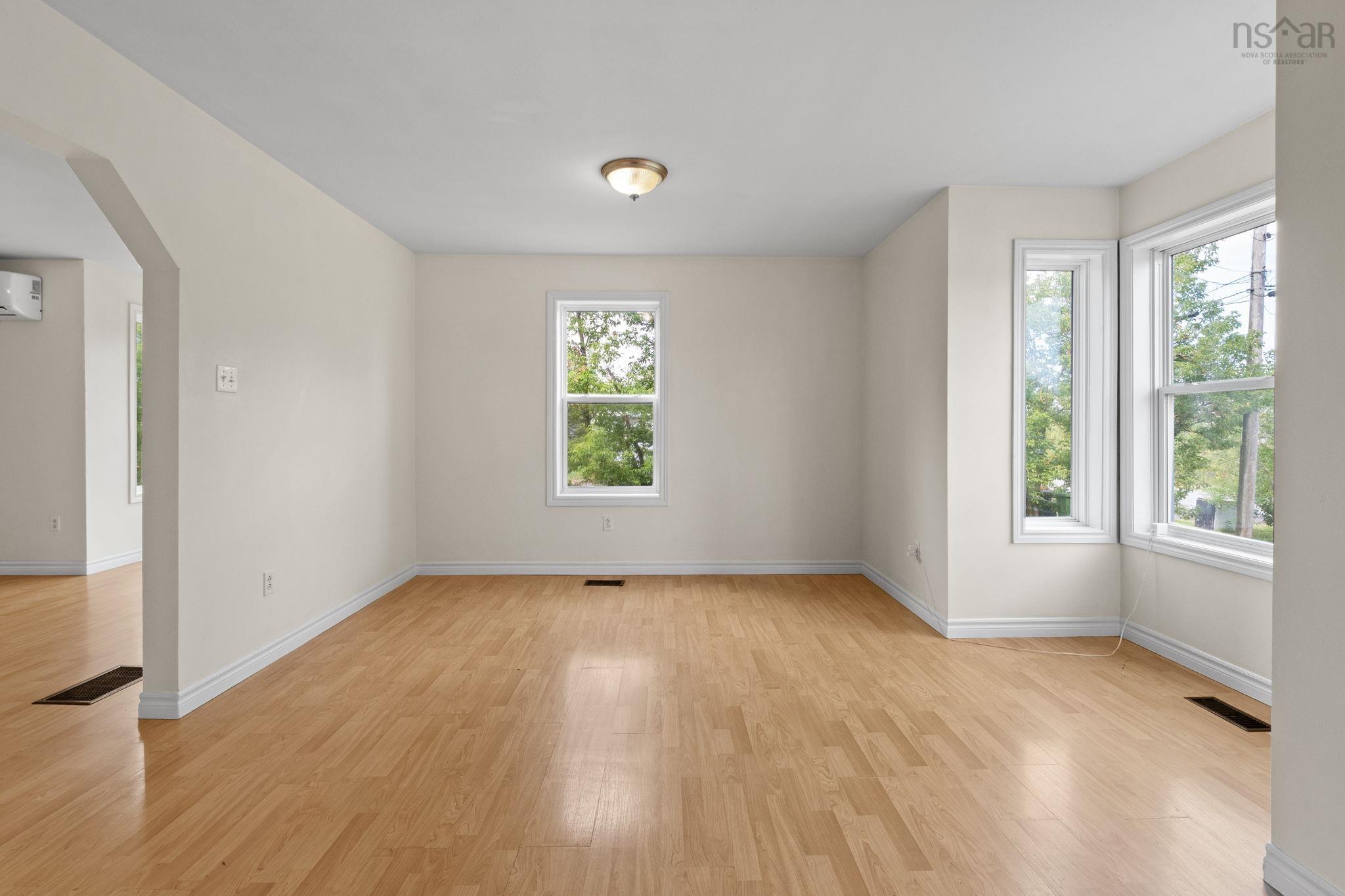 $385,000.00: 219 George Street, Stewiacke