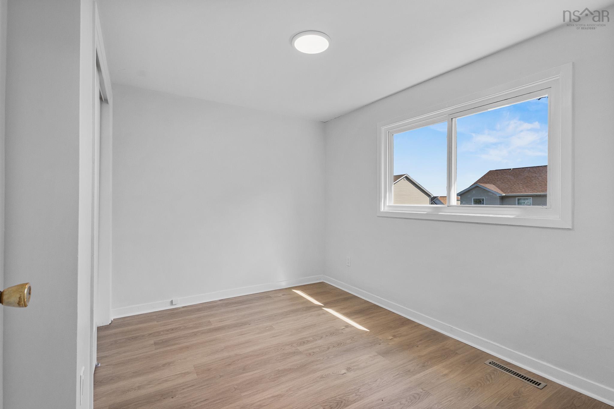 5/5a Marilyn Drive, Dartmouth, NS (MLS 202618891)