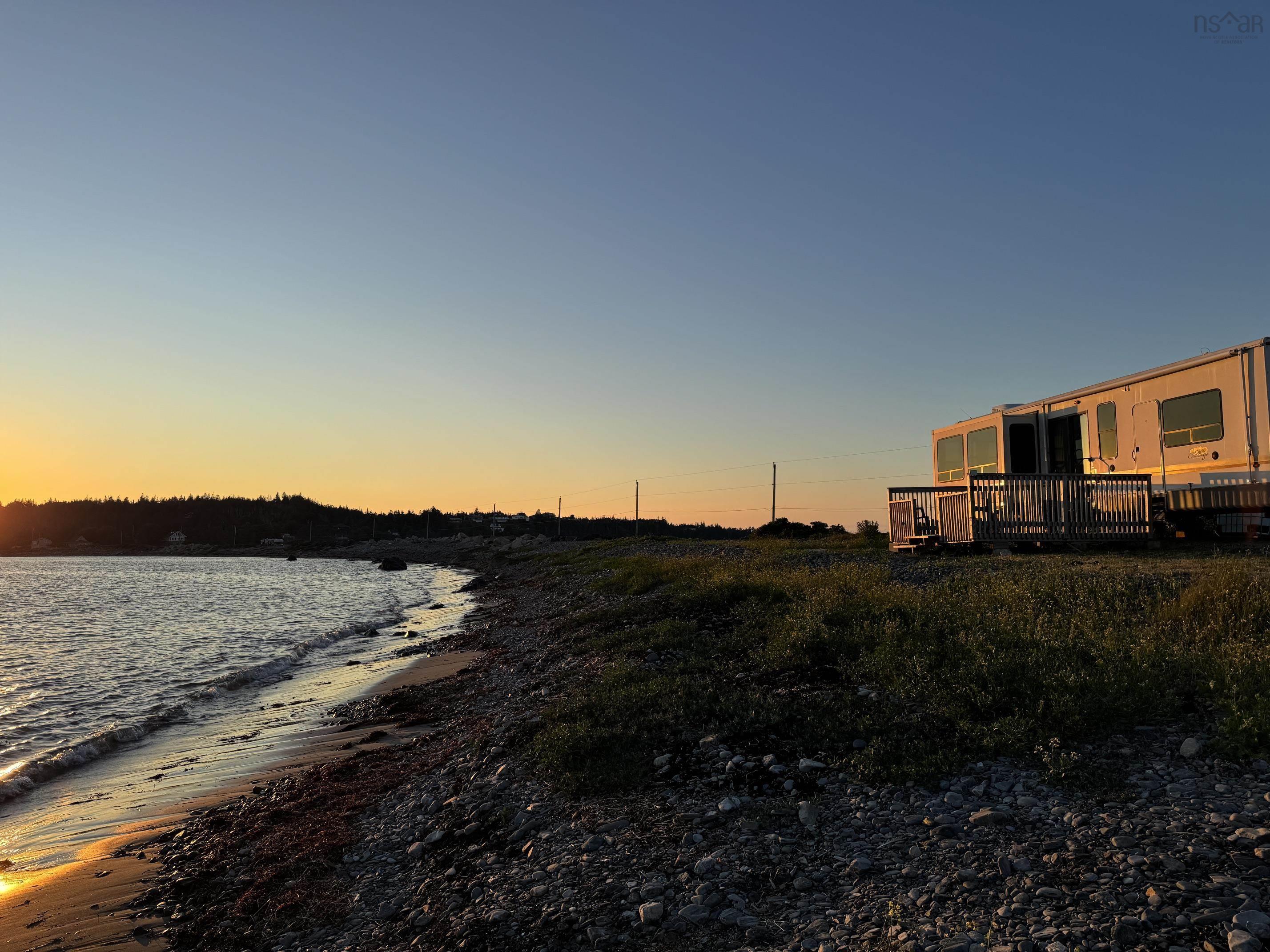 $149,900.00: 1654 Highway 304, Cape Forchu