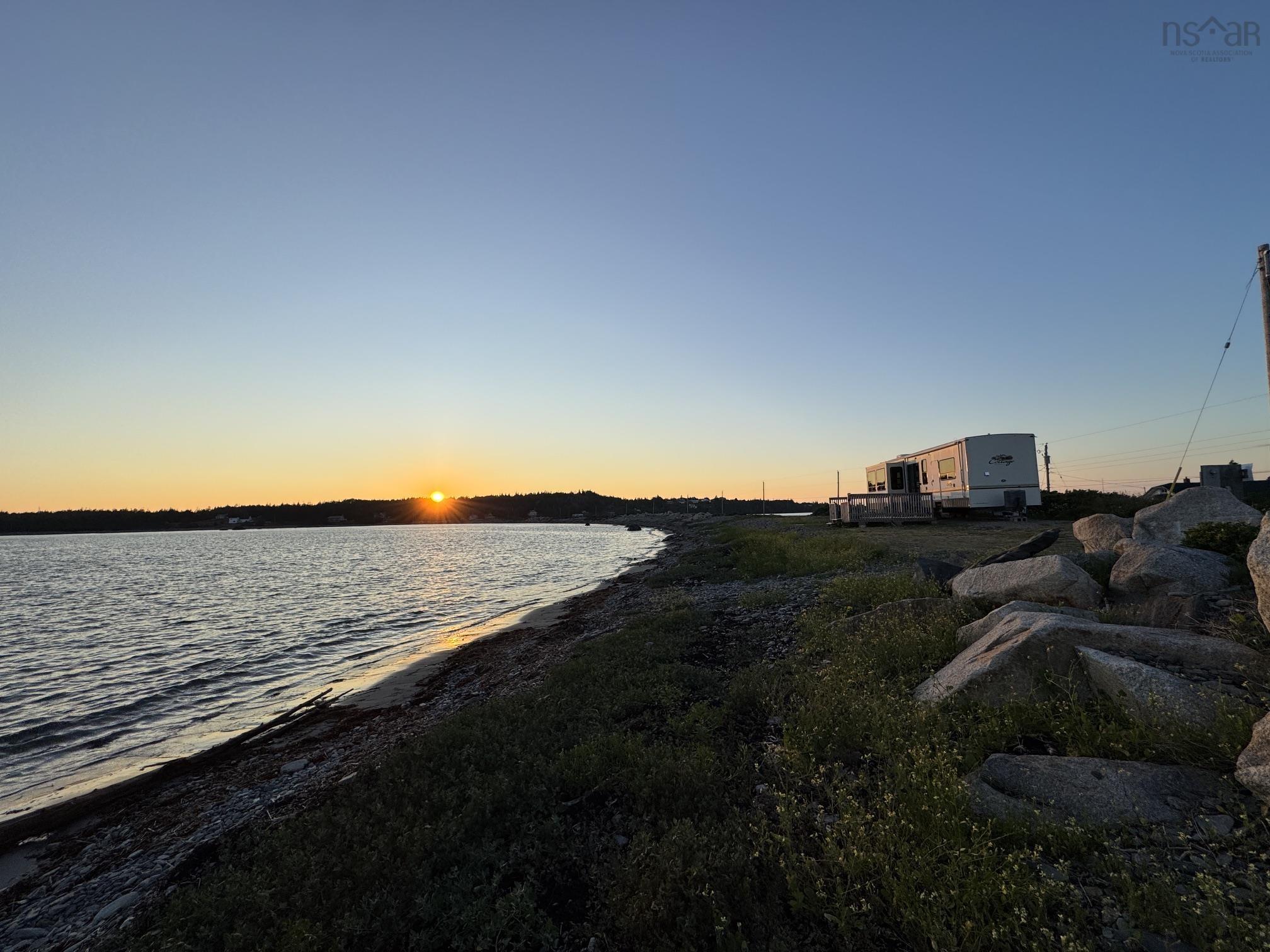 $149,900.00: 1654 Highway 304, Cape Forchu