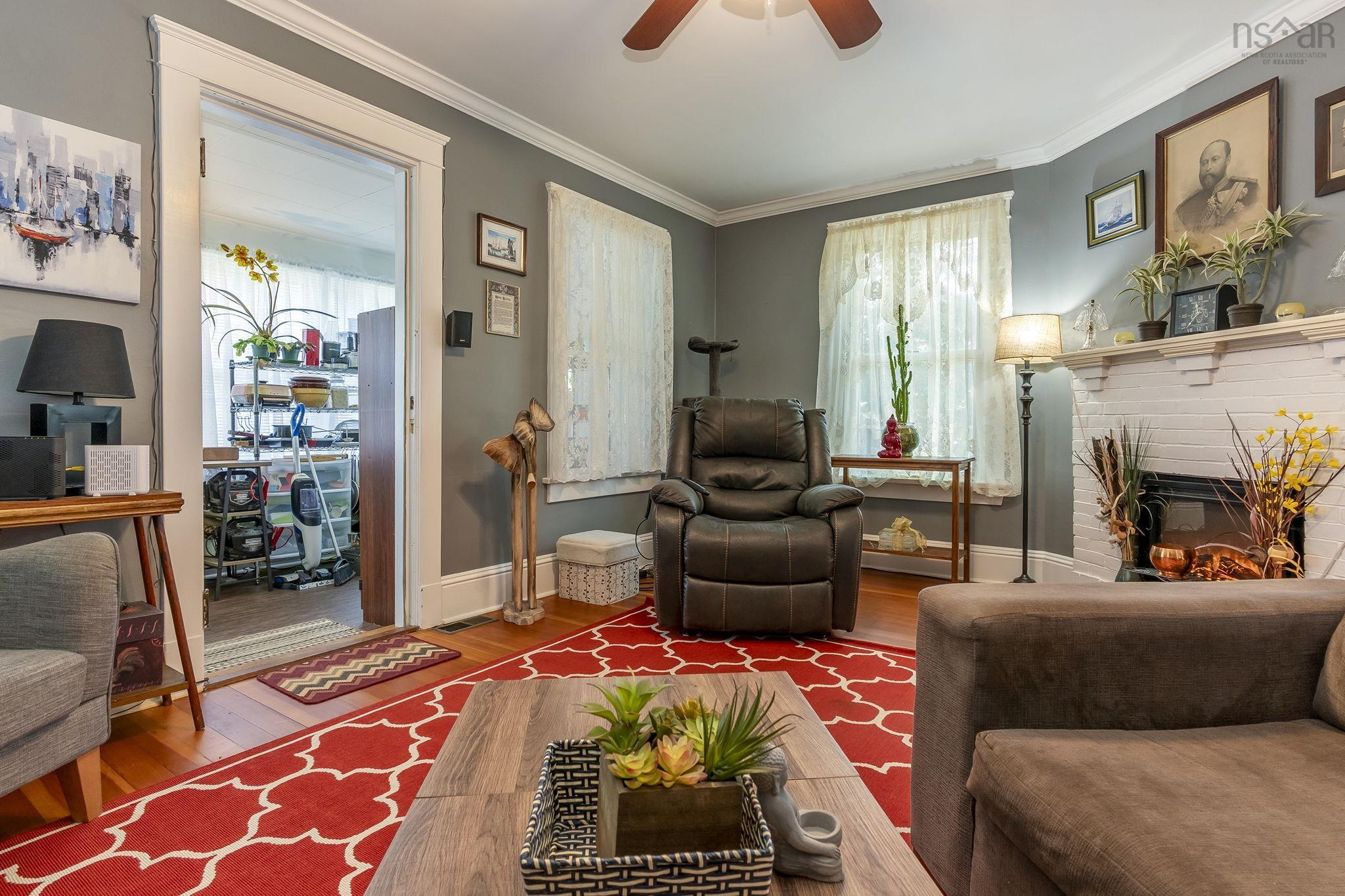 $369,900.00: 68 Connaught Avenue, Middleton