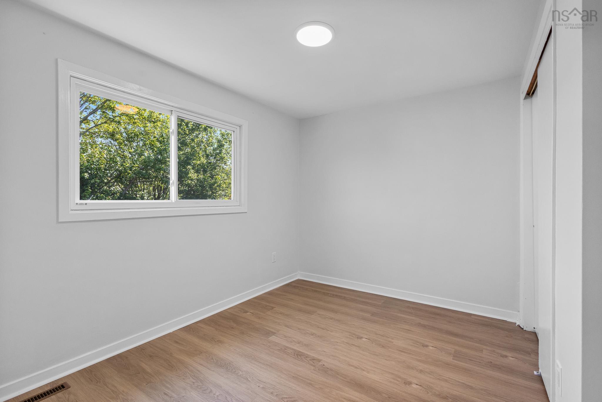 5/5a Marilyn Drive, Dartmouth, NS (MLS 202618896)