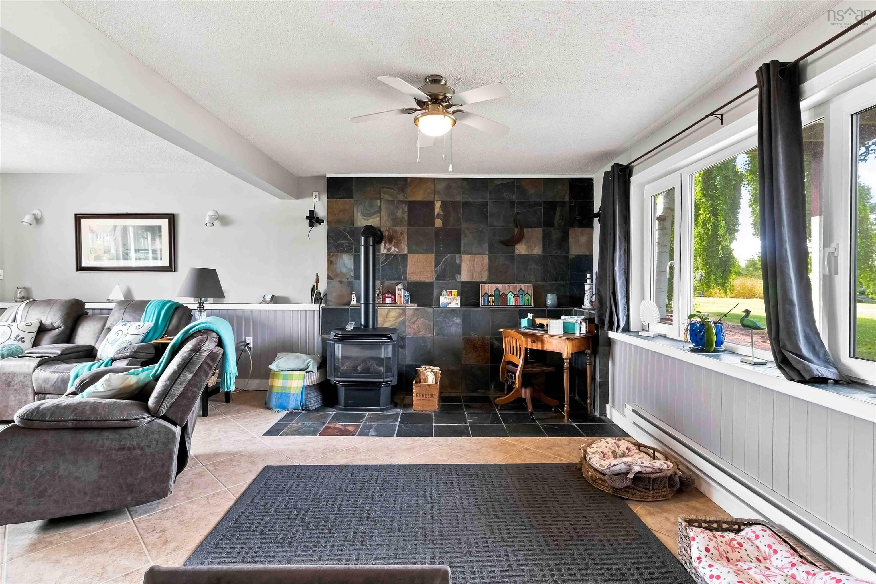 $674,900.00: 78 Fort Point Road, Lahave