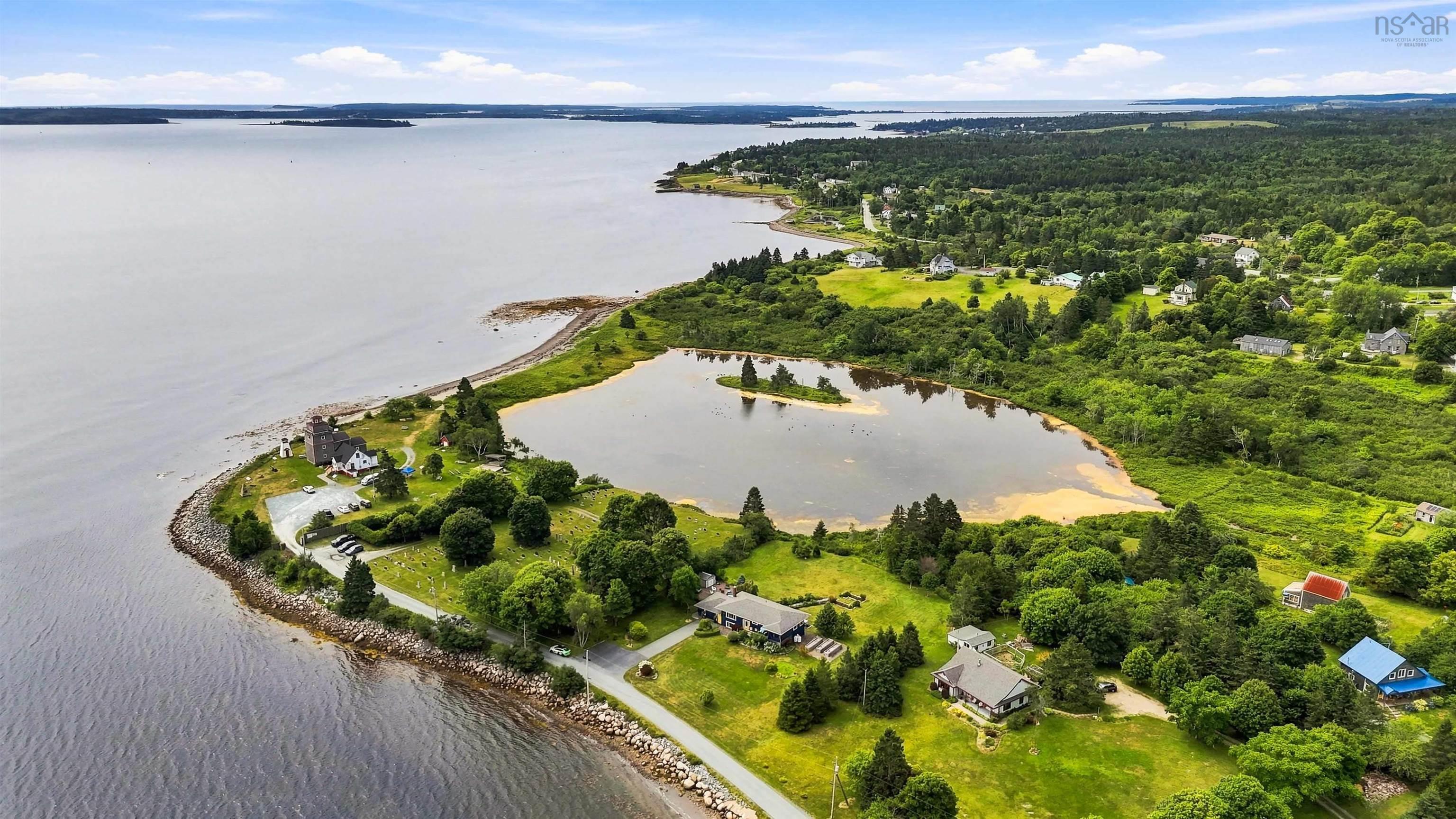 $674,900.00: 78 Fort Point Road, Lahave