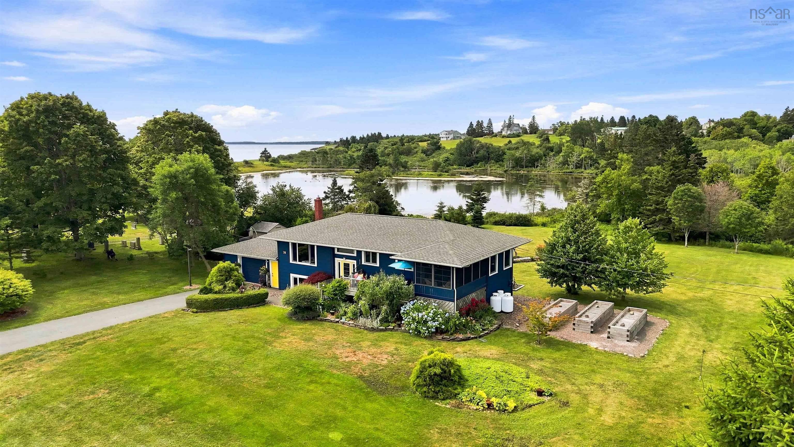$674,900.00: 78 Fort Point Road, Lahave