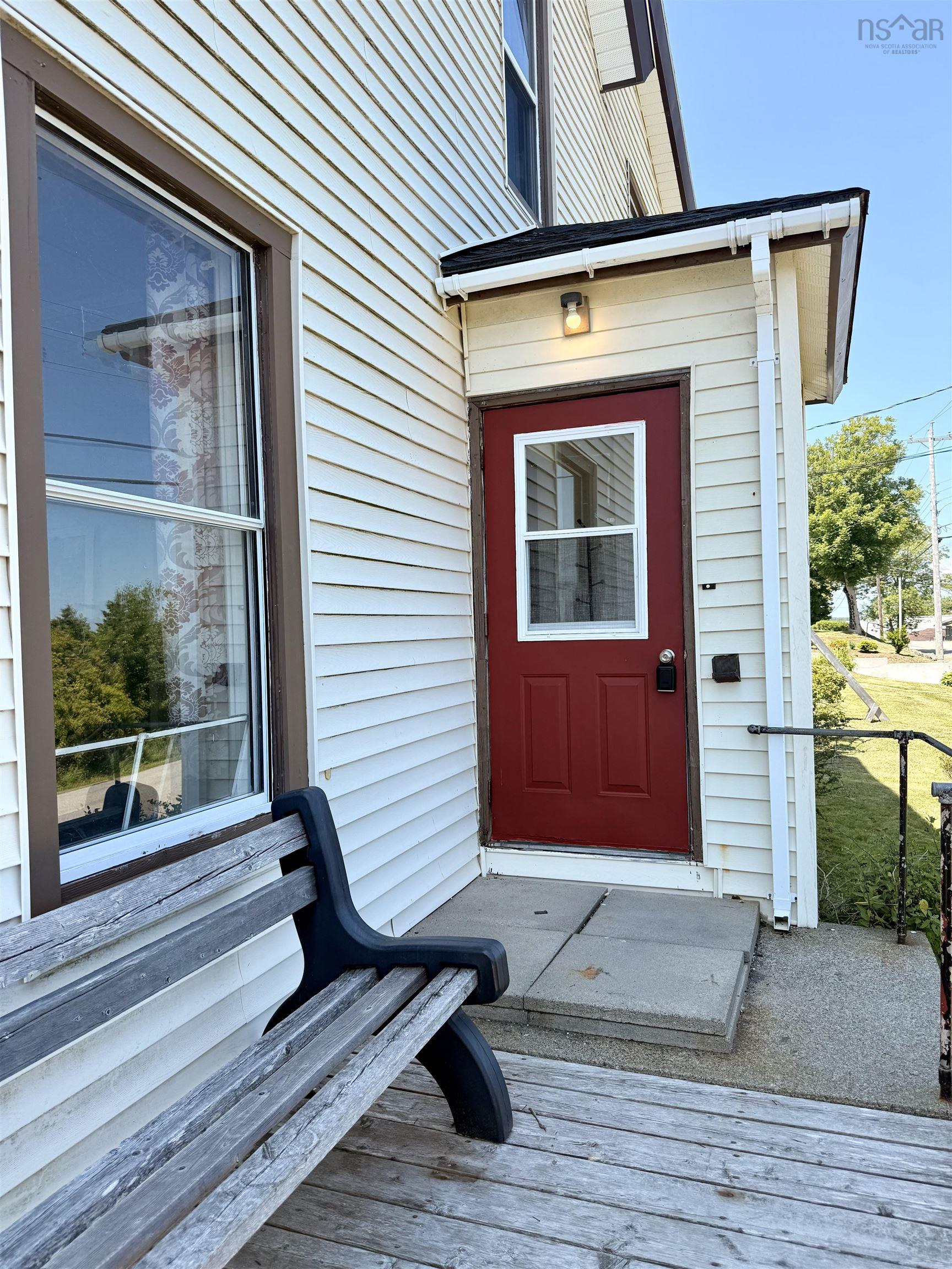 $399,000.00: 19 Crest Street Street, Lockeport