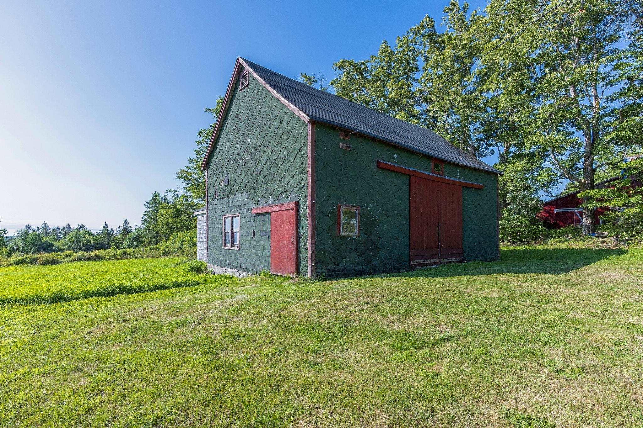 $325,000.00: 386 Greenland Road, Greenland
