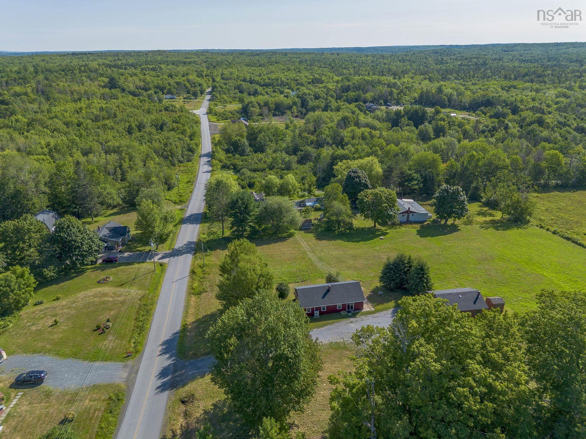 $325,000.00: 386 Greenland Road, Greenland