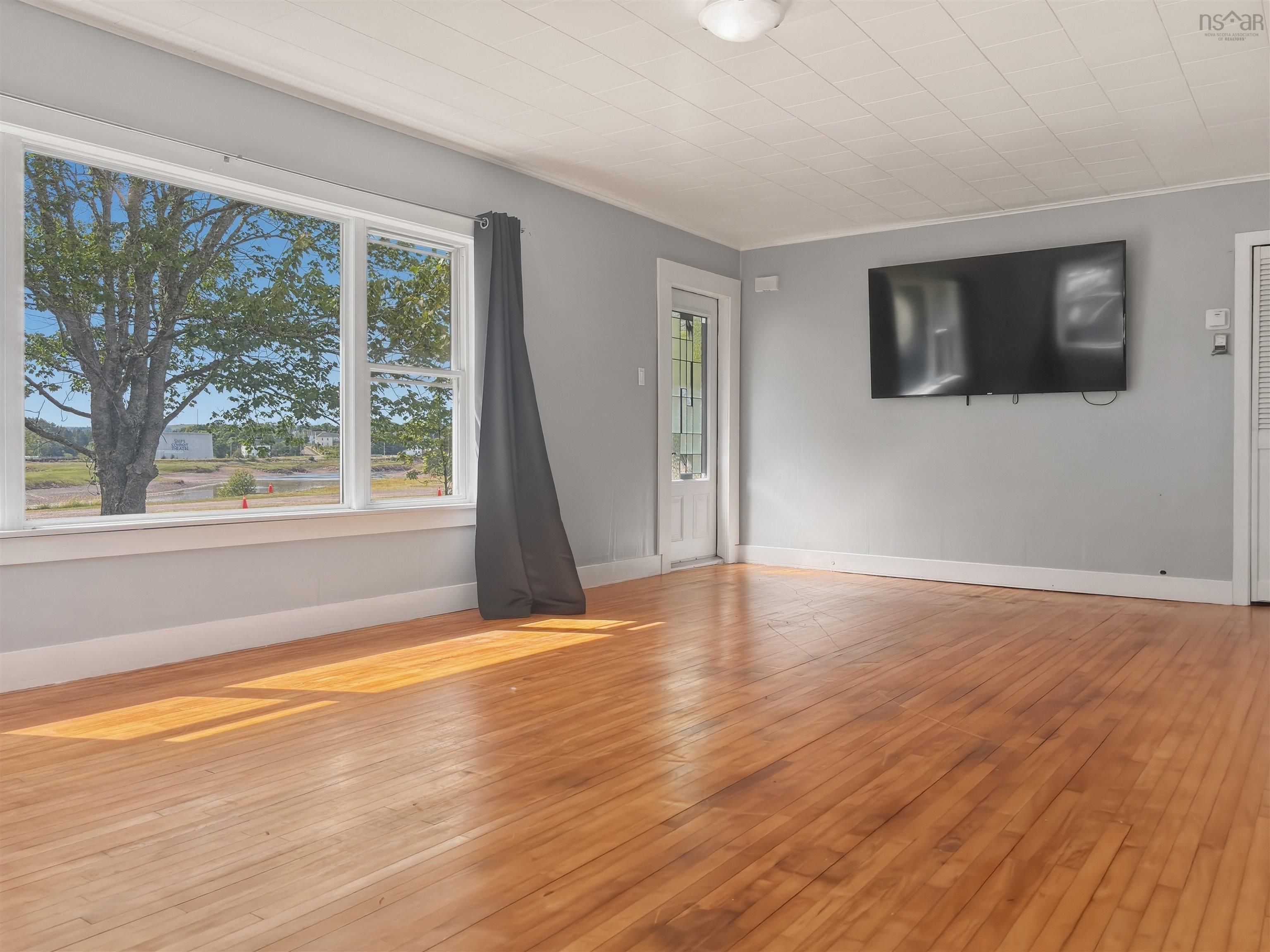 $379,900.00: 119 Pier Road, Parrsboro