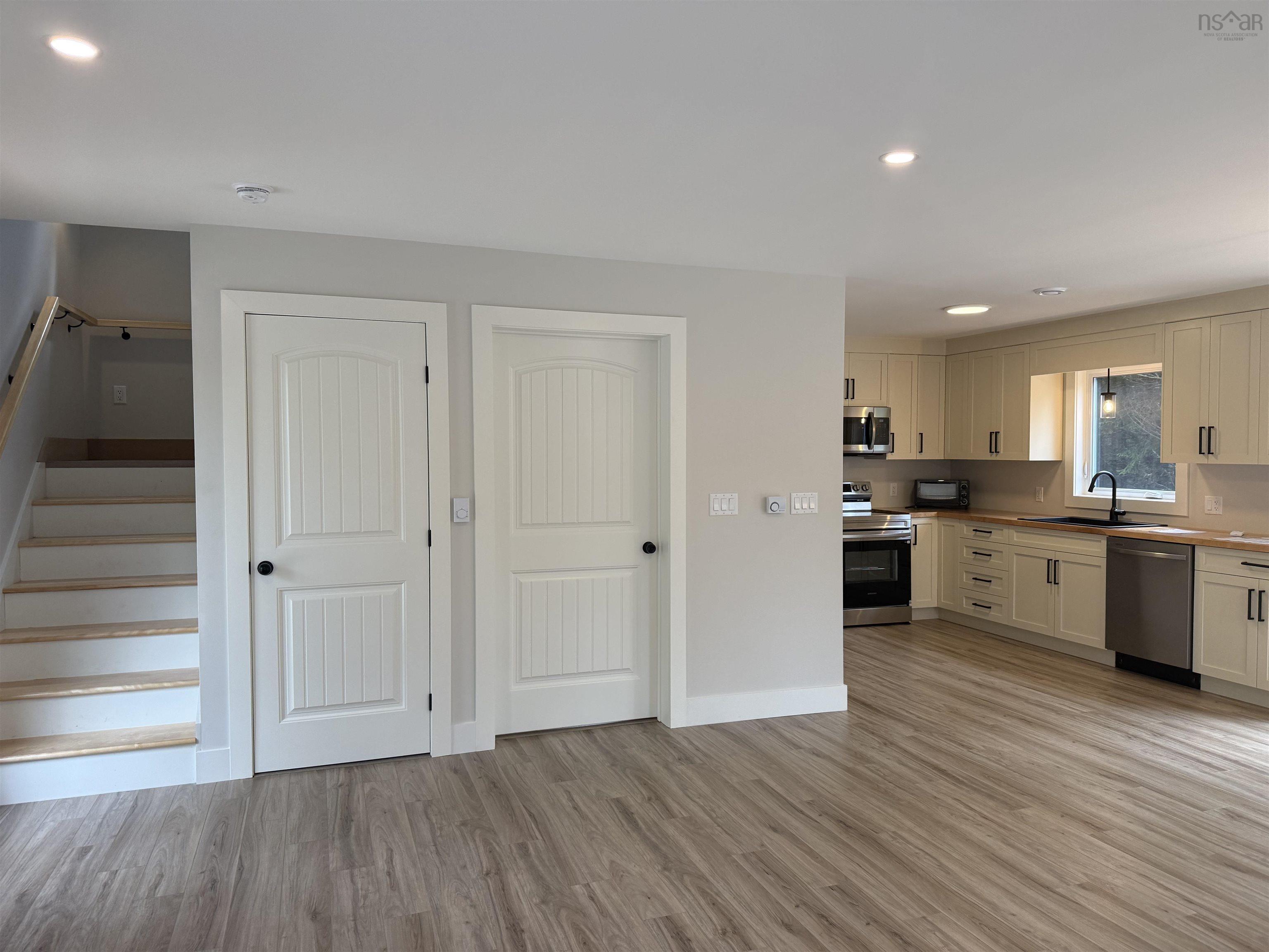 $499,900.00: 286 390 Loon Point, East Uniacke