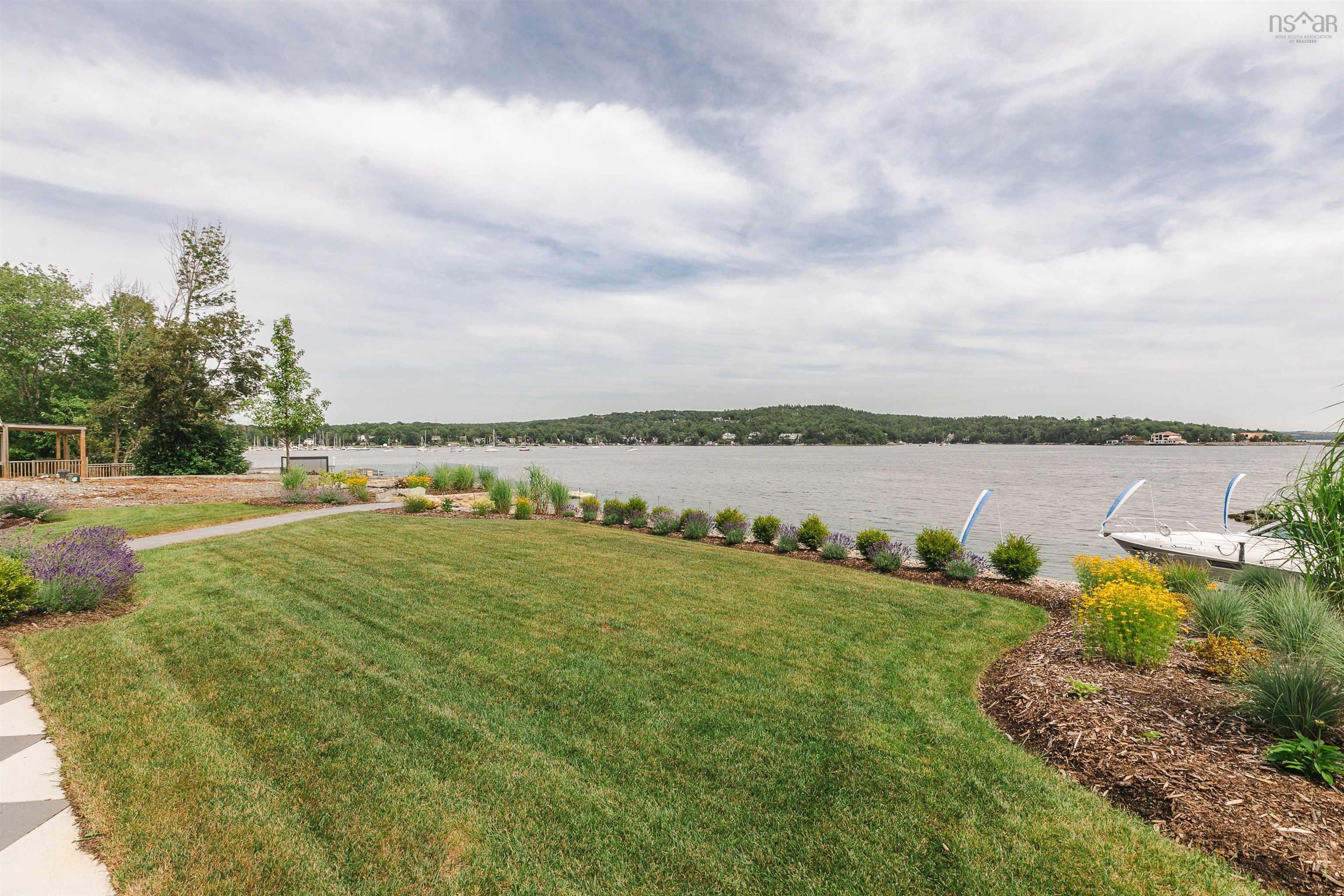 65 Shore Drive, Bedford, NS (MLS 202618954)
