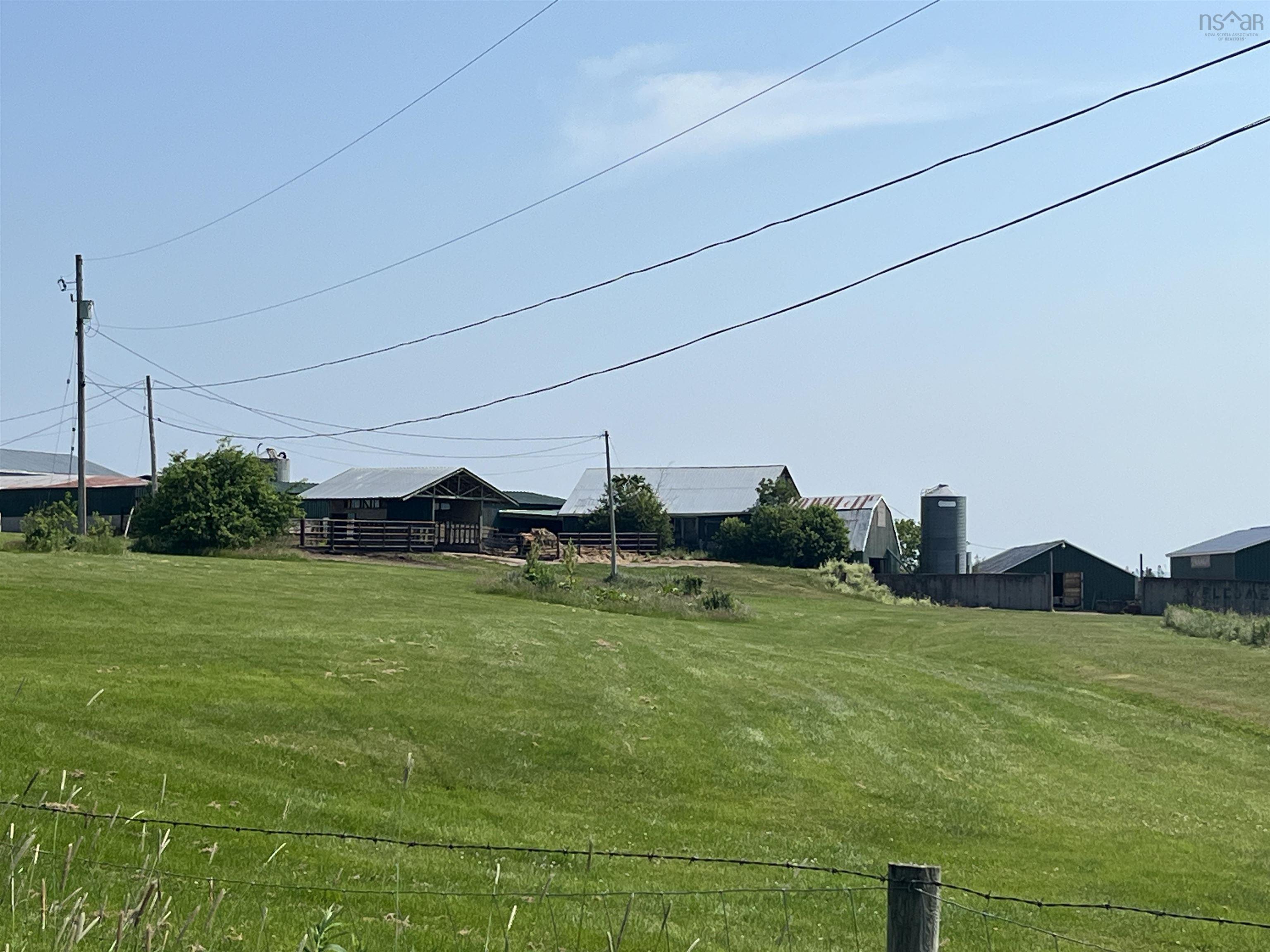 $1,650,000.00: 92 Putnam Road, Masstown