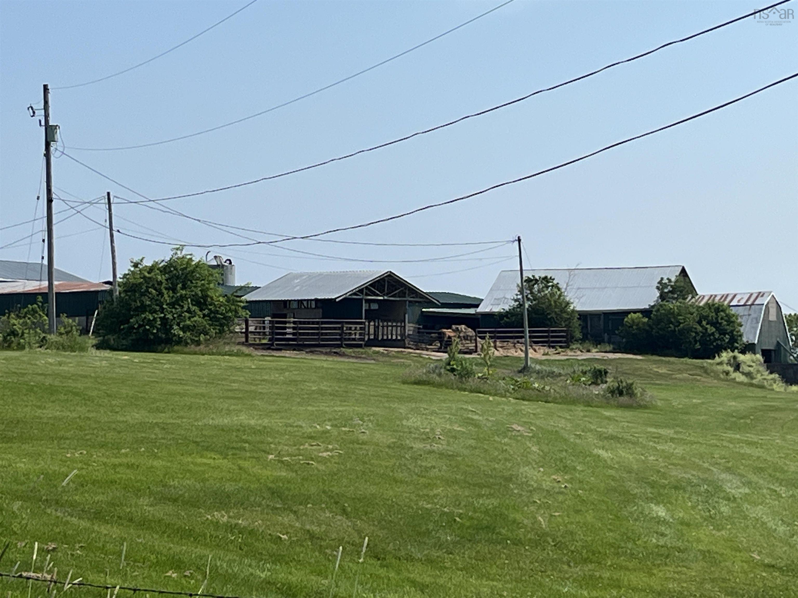 $1,650,000.00: 92 Putnam Road, Masstown