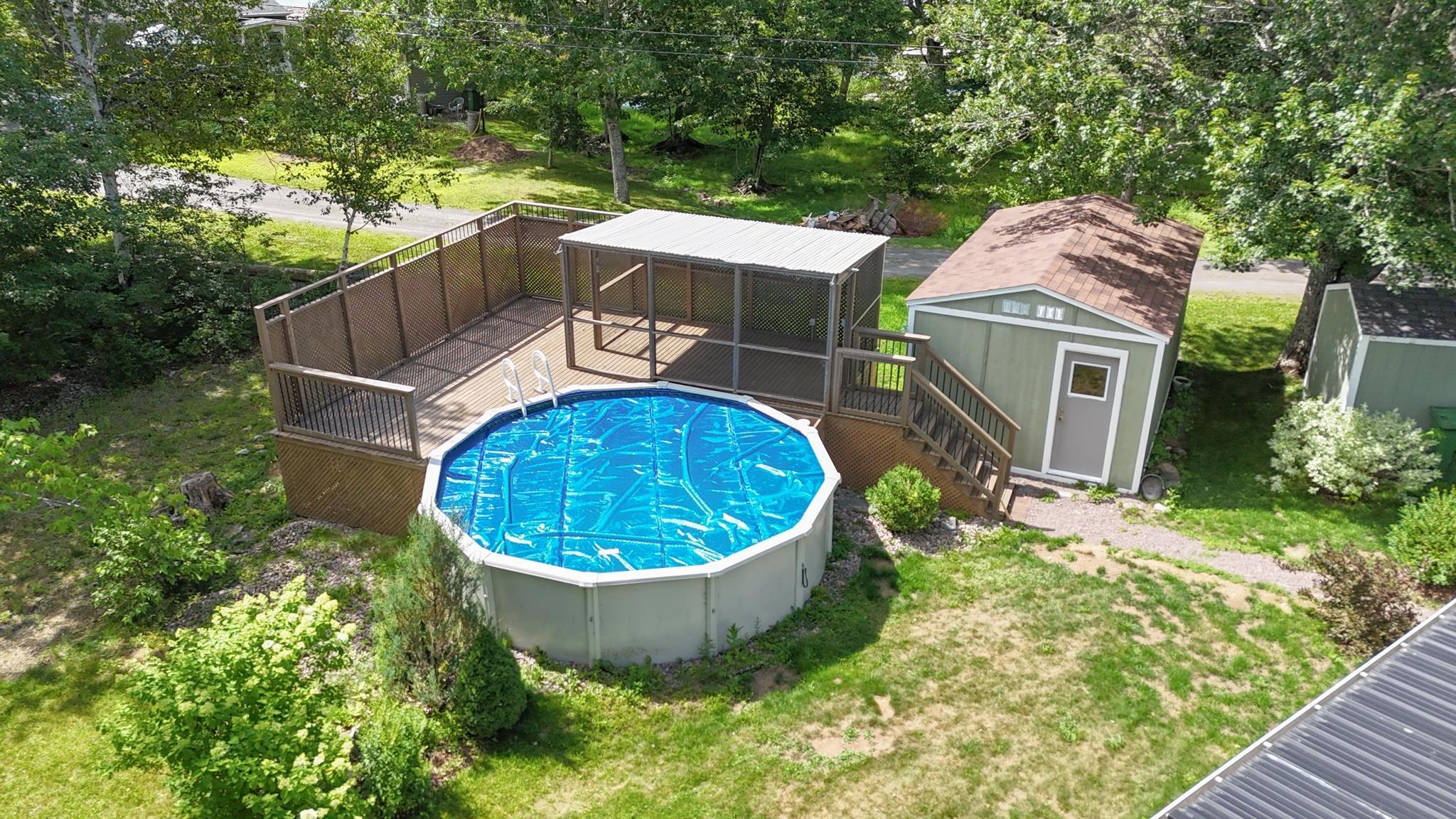 $469,900.00: 21 Lakeview Road, Hemford