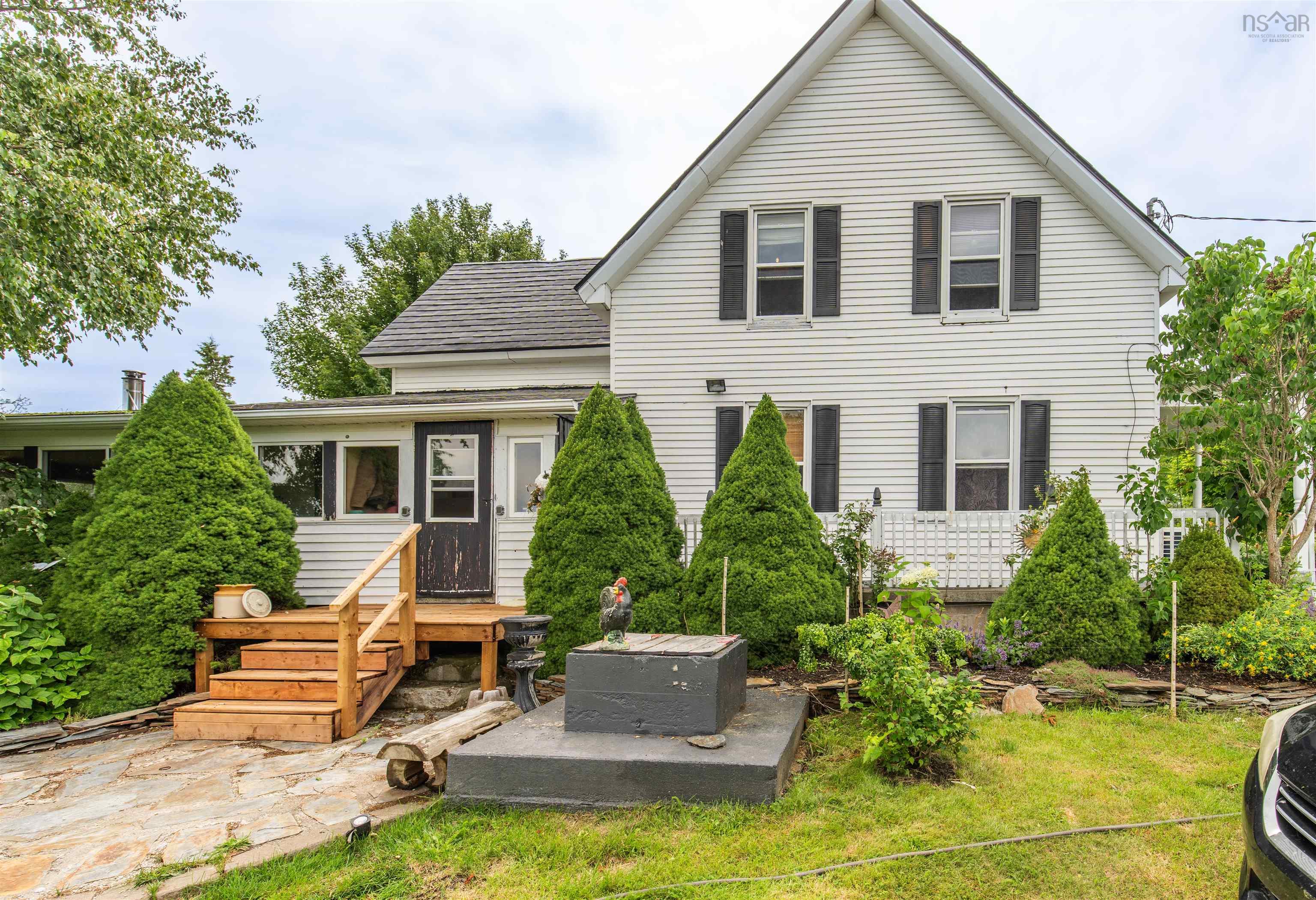 $288,000.00: 7155 Highway 3, Ste. Anne Du Ruisseau