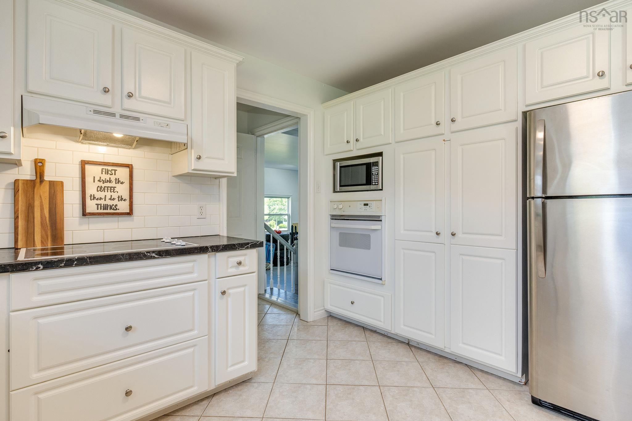 $574,900.00: 10 Brookside Avenue, Lantz