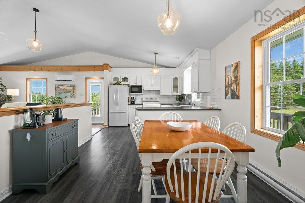 $499,900.00: 349 Highway 14, Robinsons Corner
