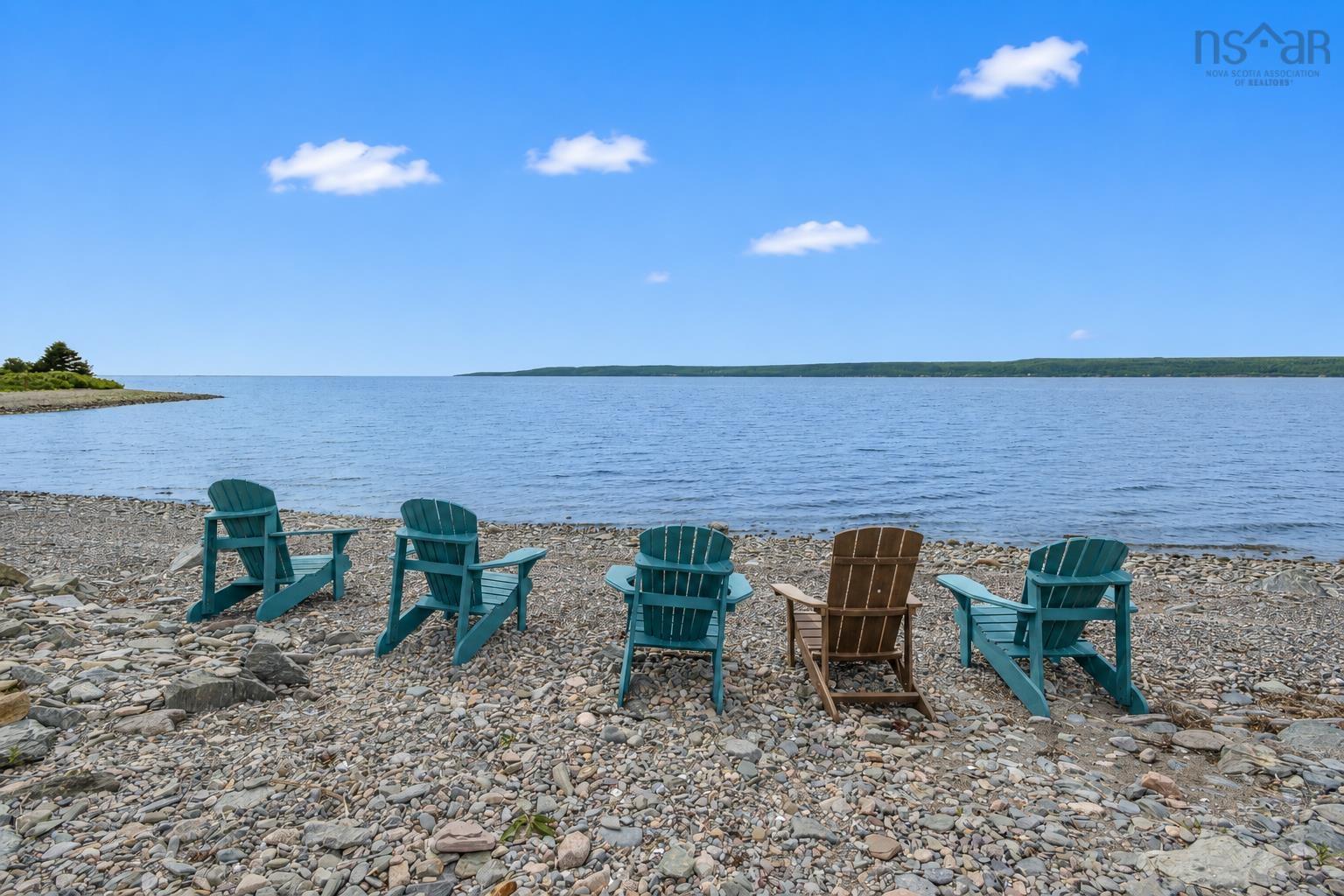$459,999.00: 7498 East Bay Highway, Big Pond