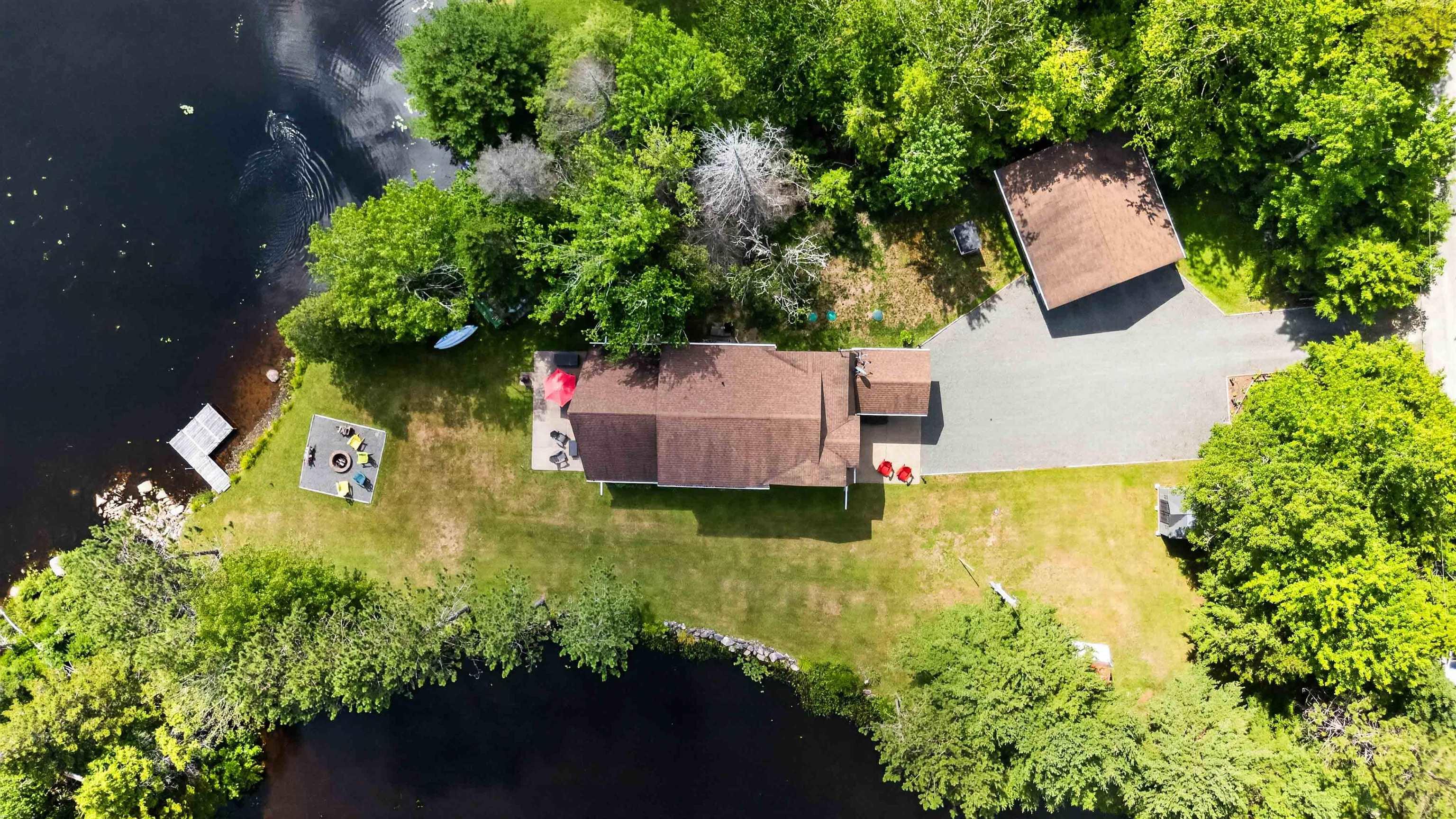 $749,900.00: 98 Canoe Lake Cove Road, Leminster