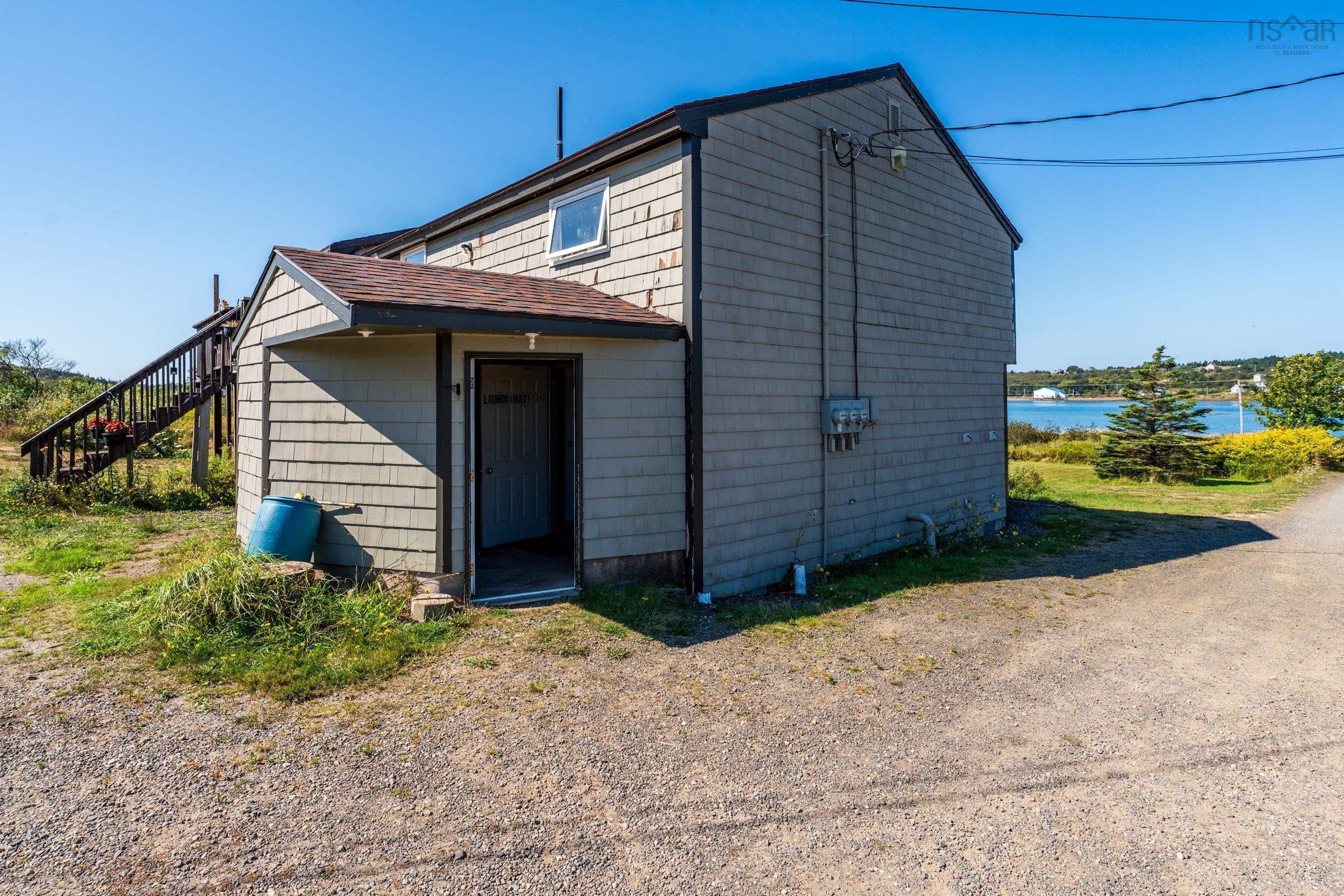 $320,000.00: 171 173 Overcove Road, Freeport
