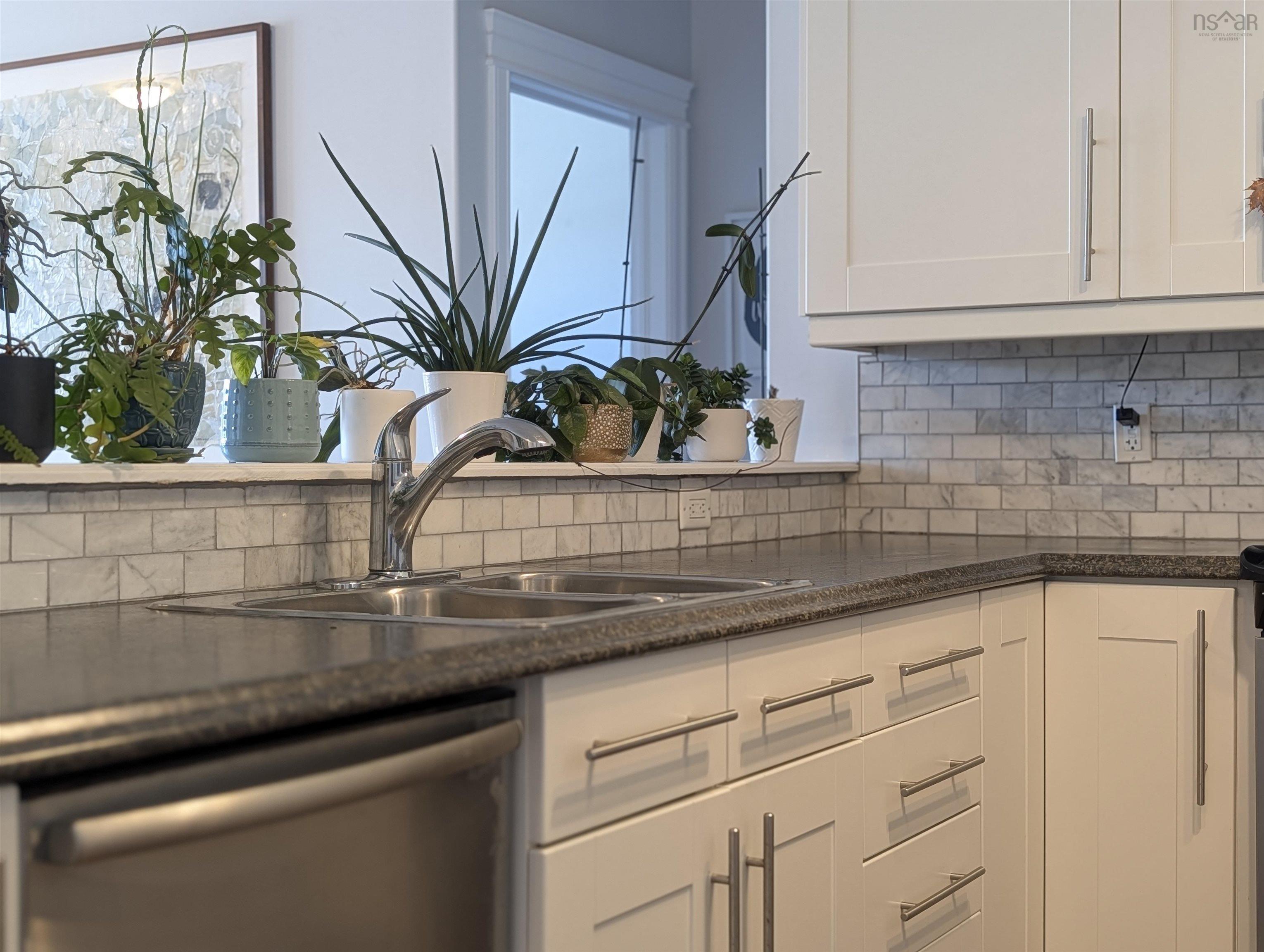 $414,400.00: 204 24 Harbourside Drive, Wolfville