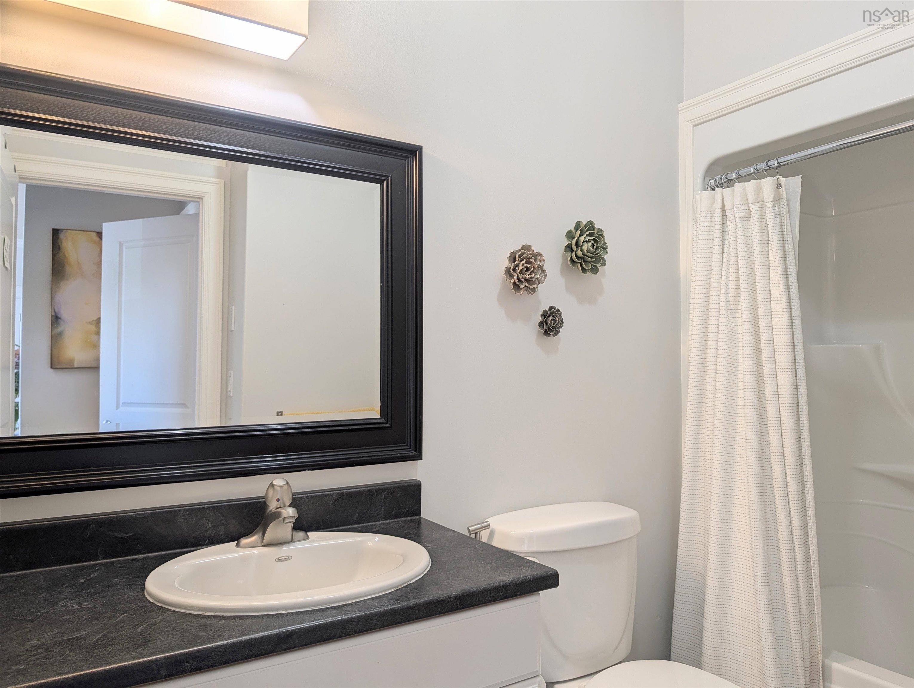 $414,400.00: 204 24 Harbourside Drive, Wolfville