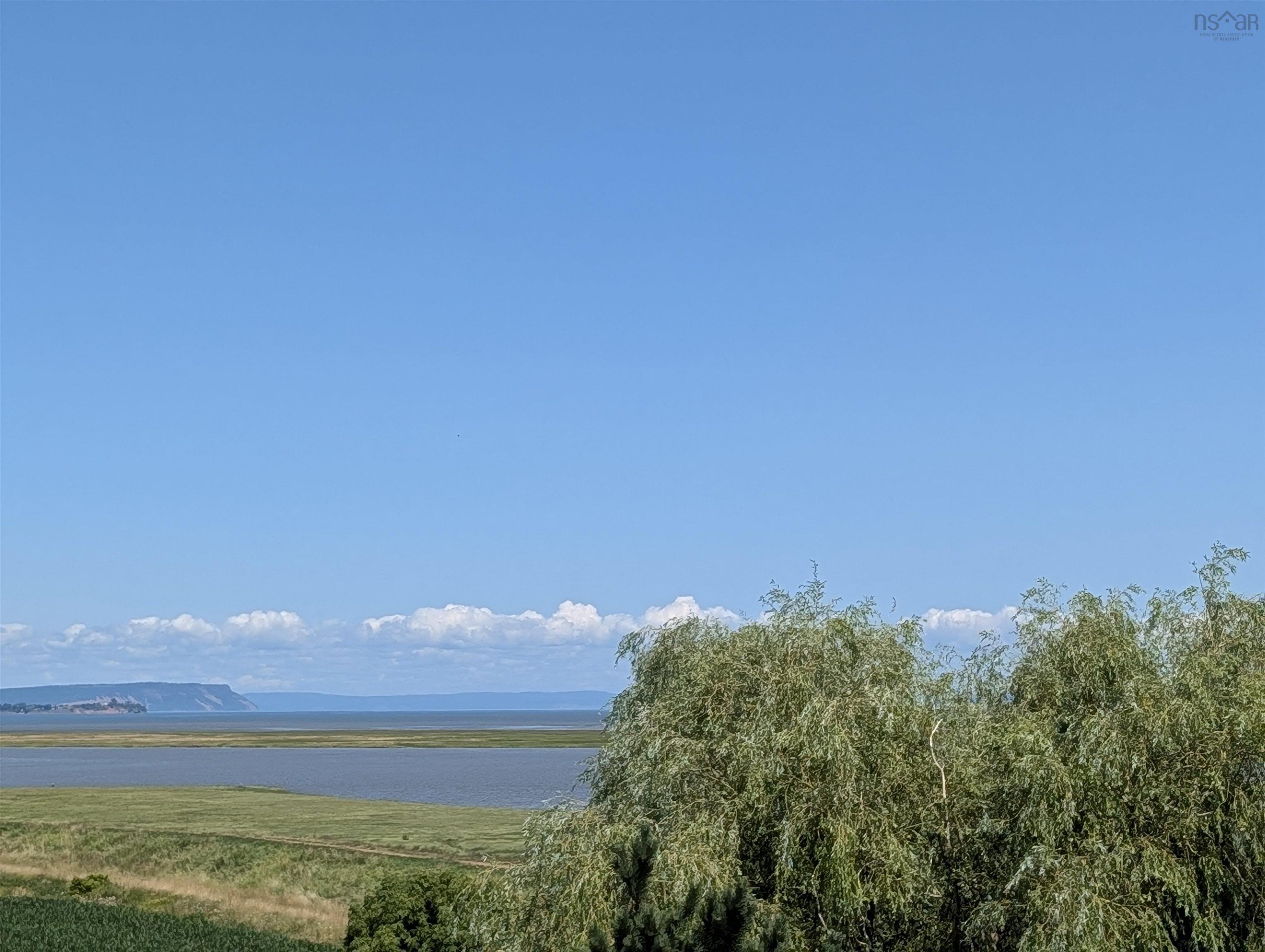 $414,400.00: 204 24 Harbourside Drive, Wolfville