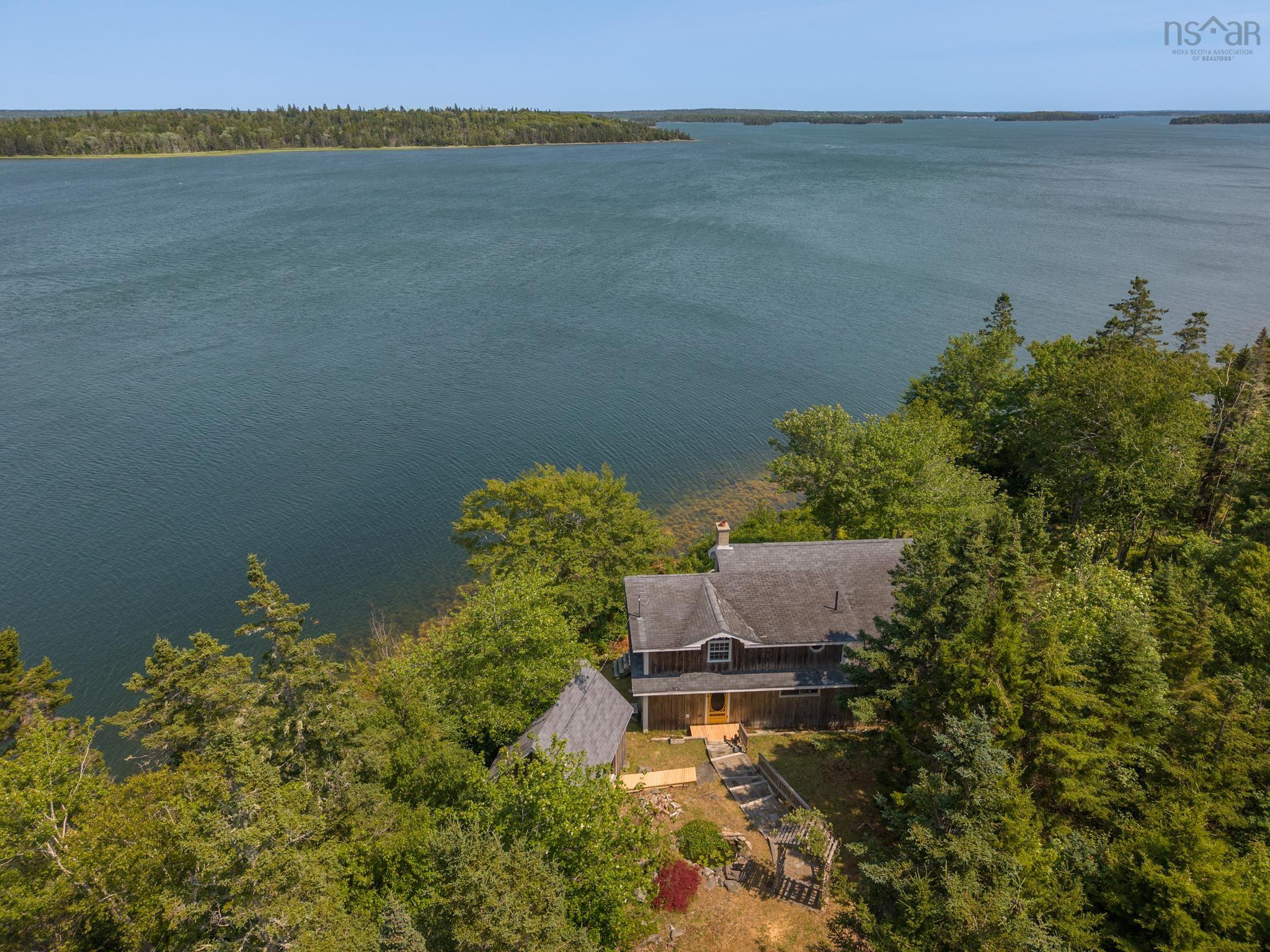 $399,900.00: 390-406 Highway 308, Morris Island