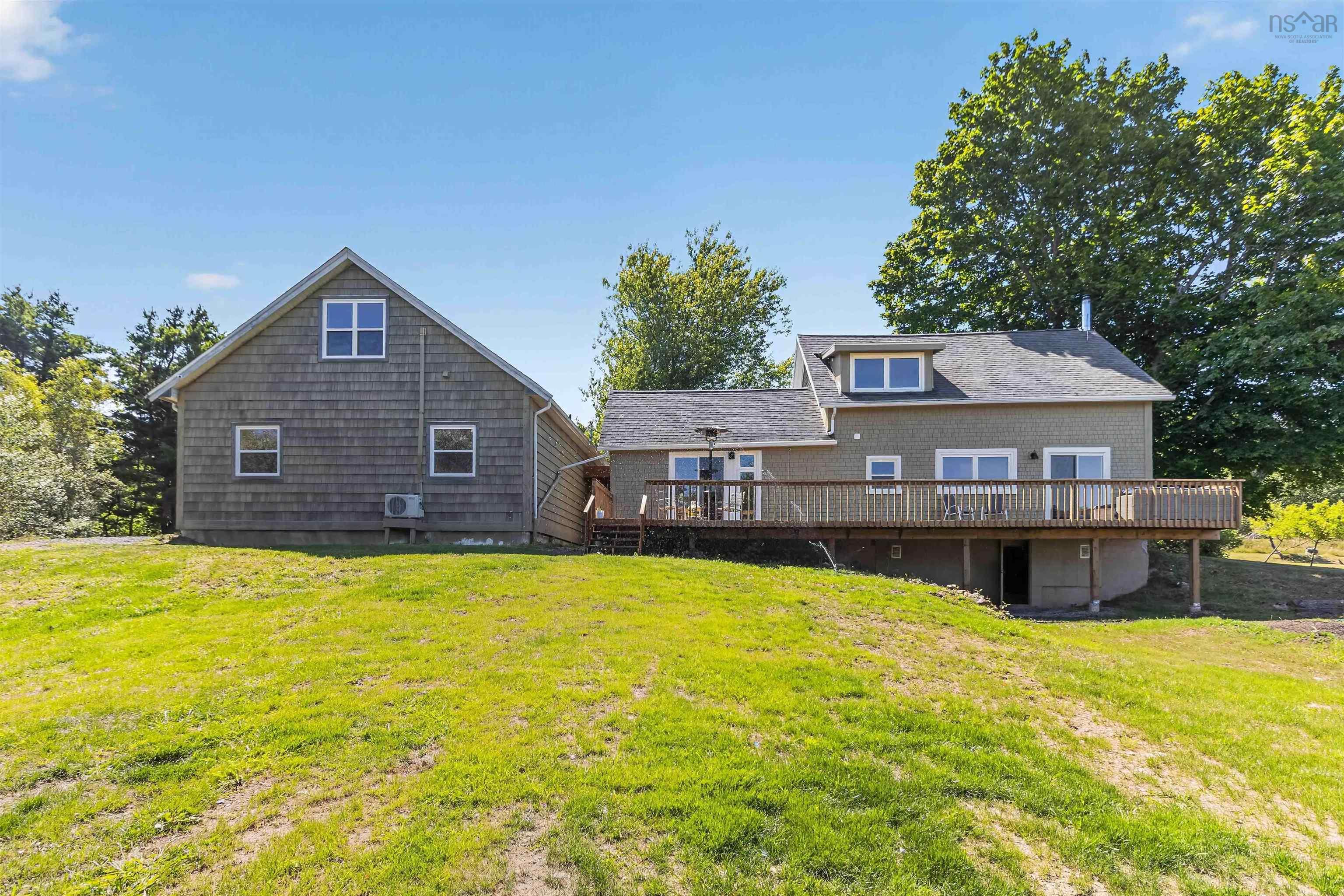 $449,900.00: 1959 Highway 208, Hemford